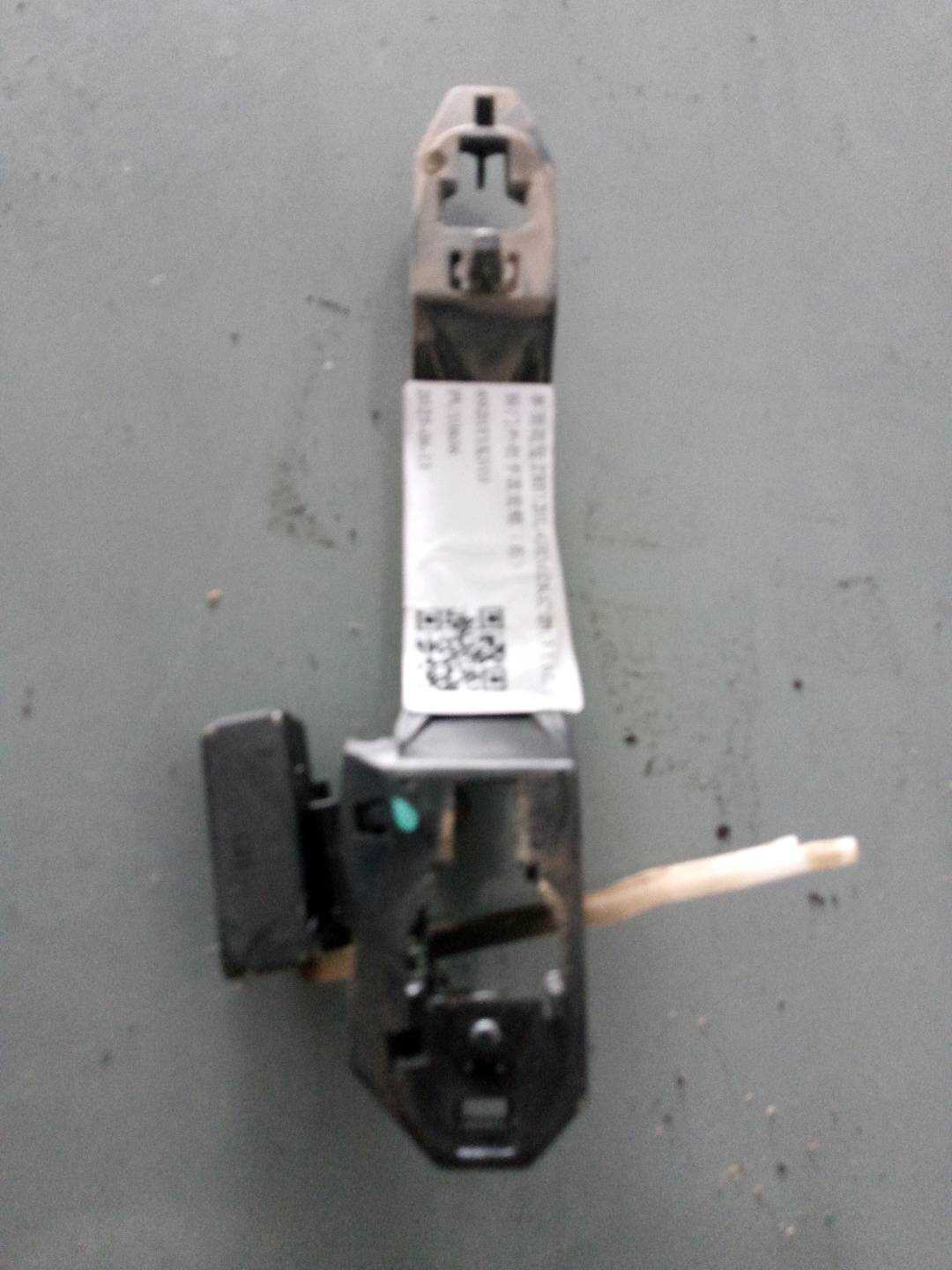 69203YK010 后门外拉手固定框(右)