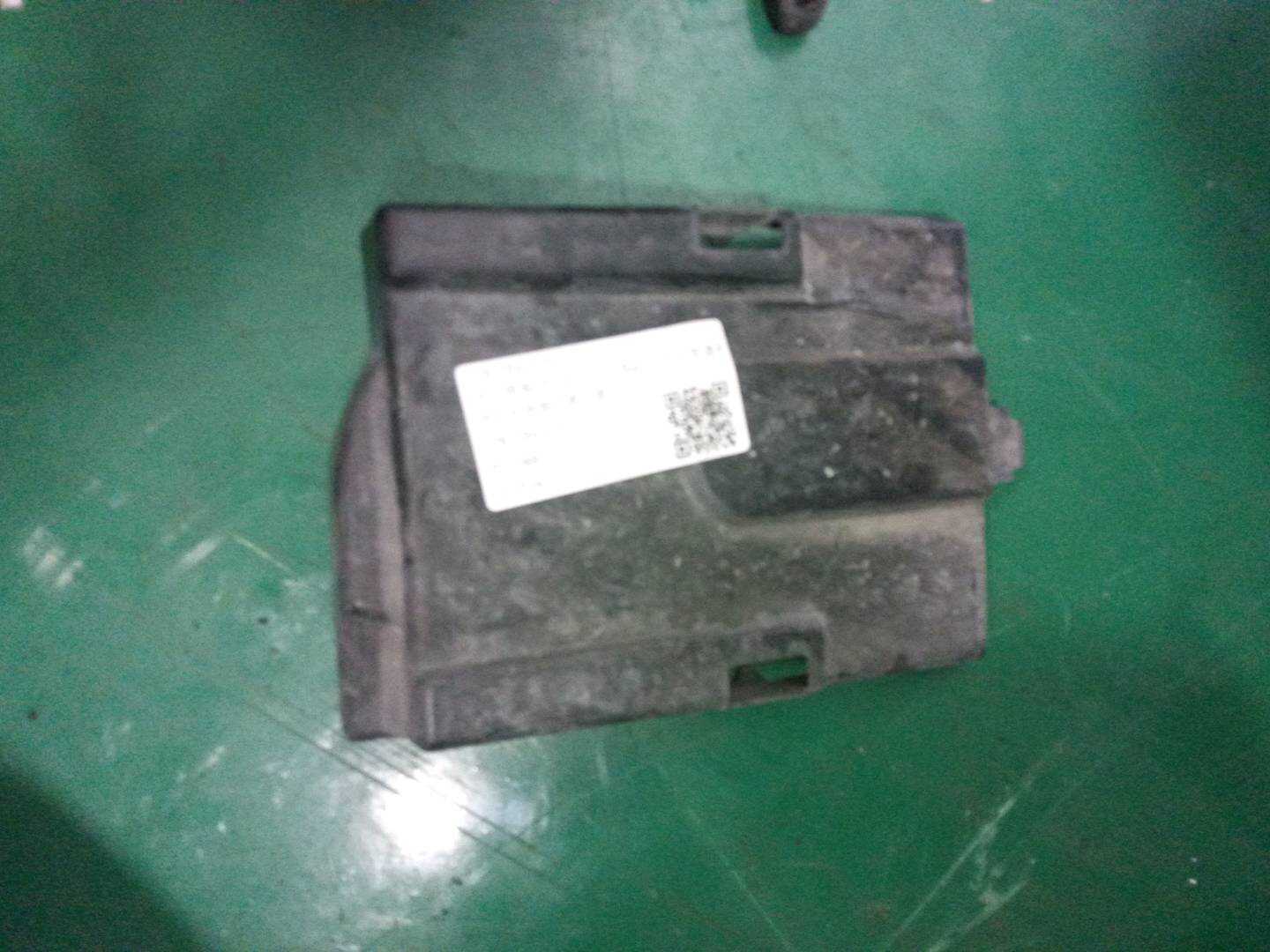 37823R60U00 发动机电脑护壳上盖