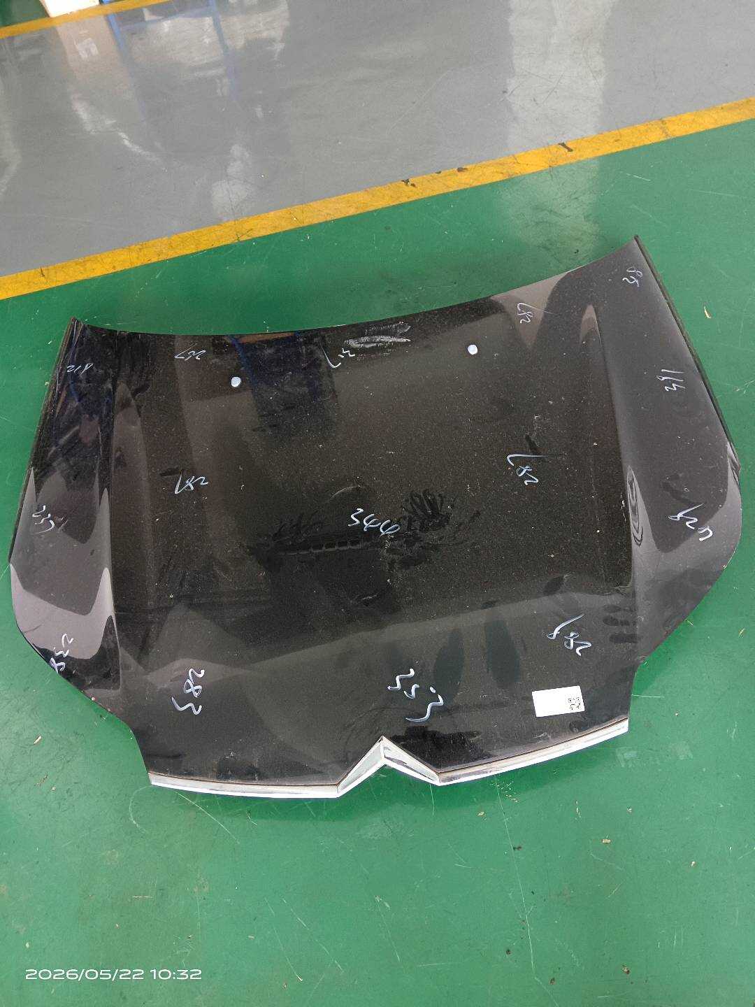7901R7 Front Hood Assembly
