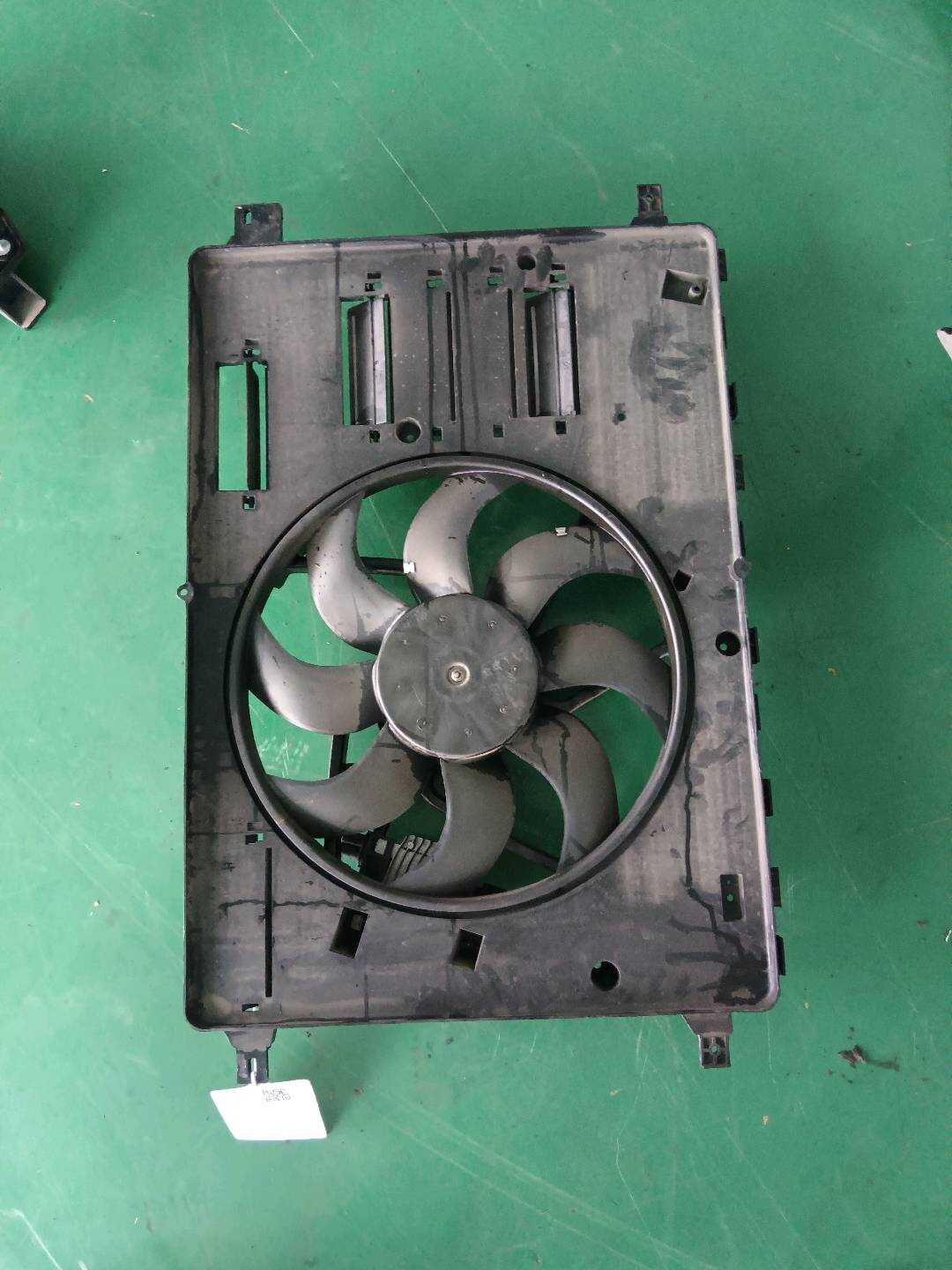 6G918C607GJ 水箱电子扇总成