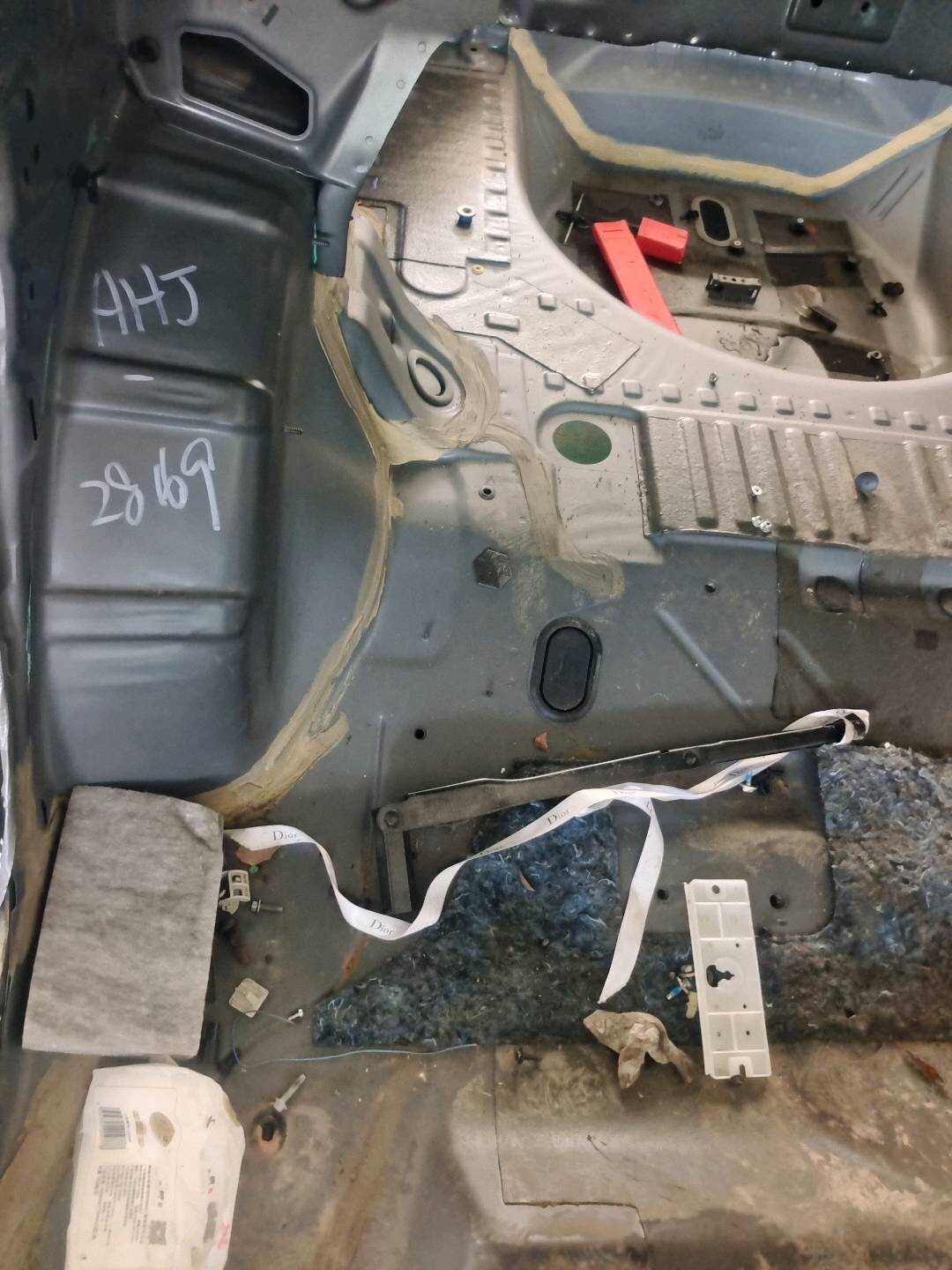 G3GBF27834AC 后轮罩内板(右)