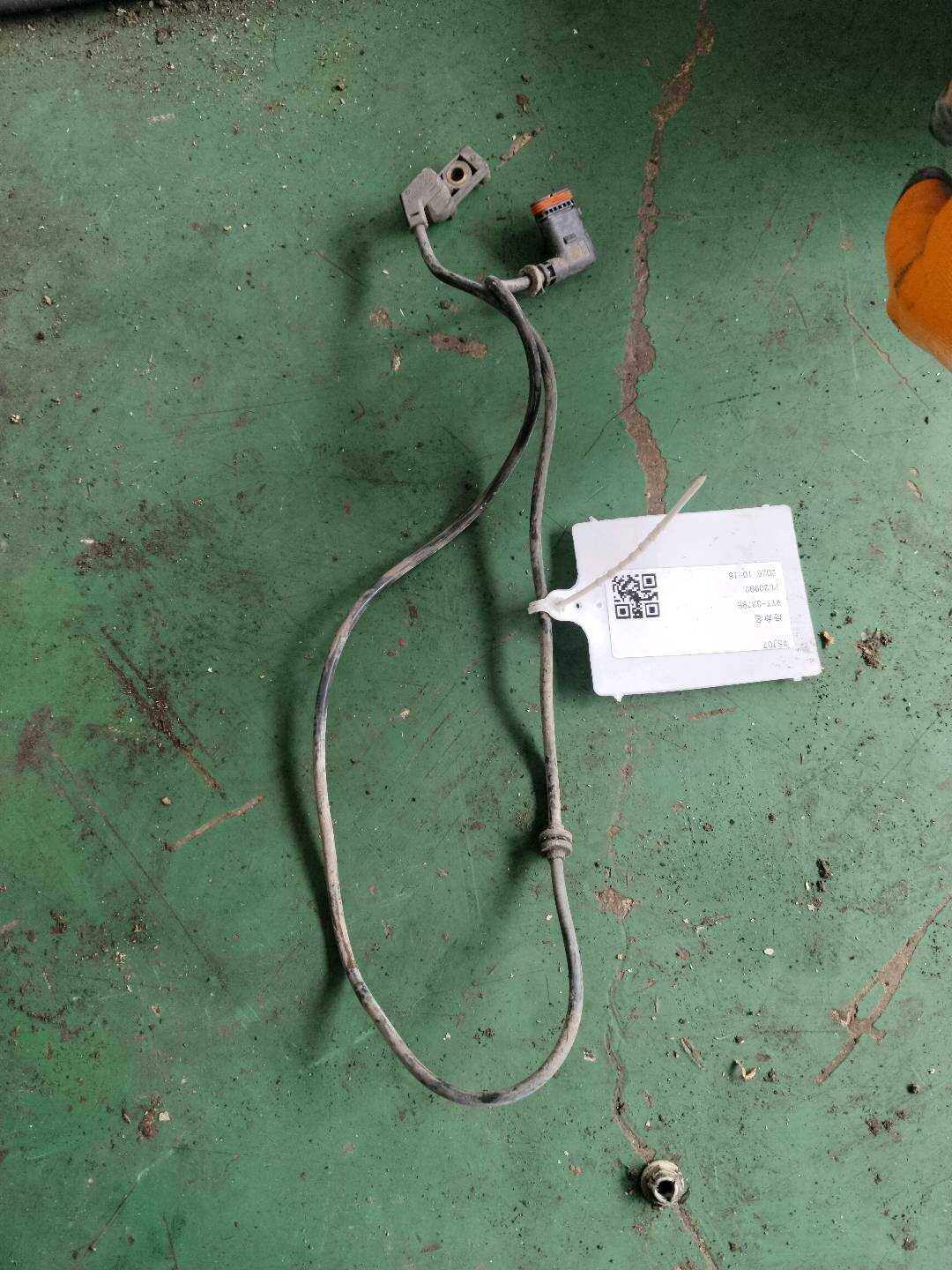 A2215409810 后刹车感应线线束(右)