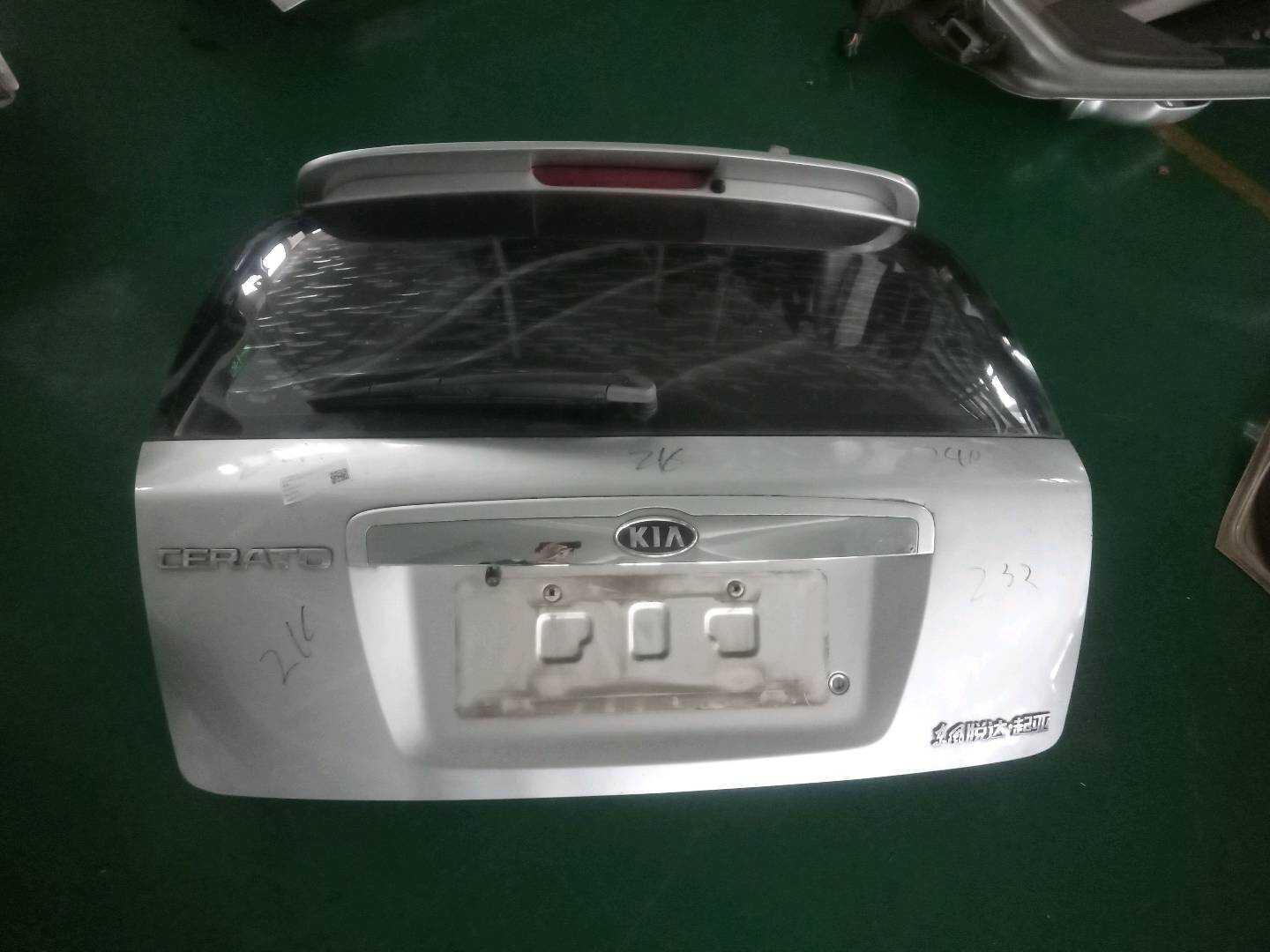 737000S230 尾盖总成