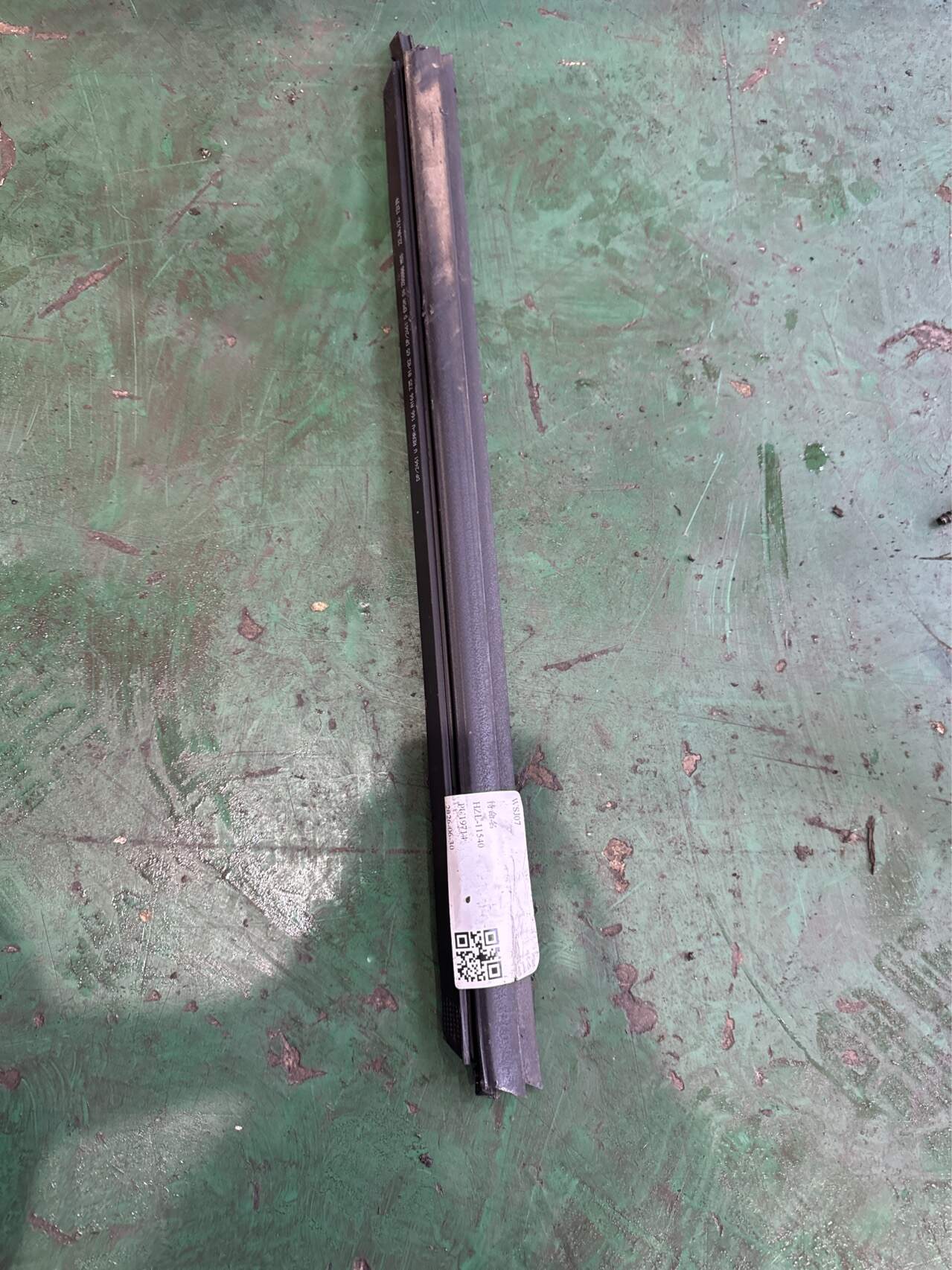 A2927350465 后门玻璃压条（右内）