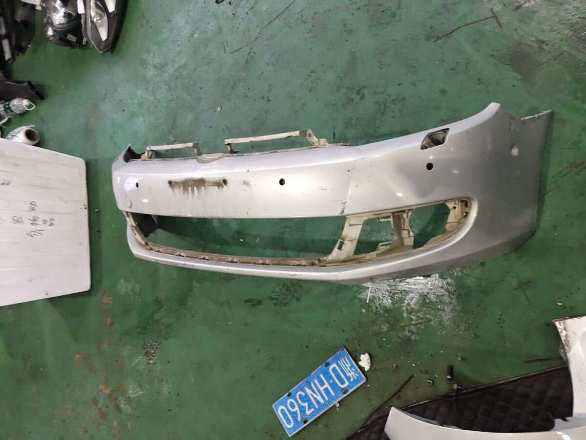 1K9807217AF Front Bumper Cover