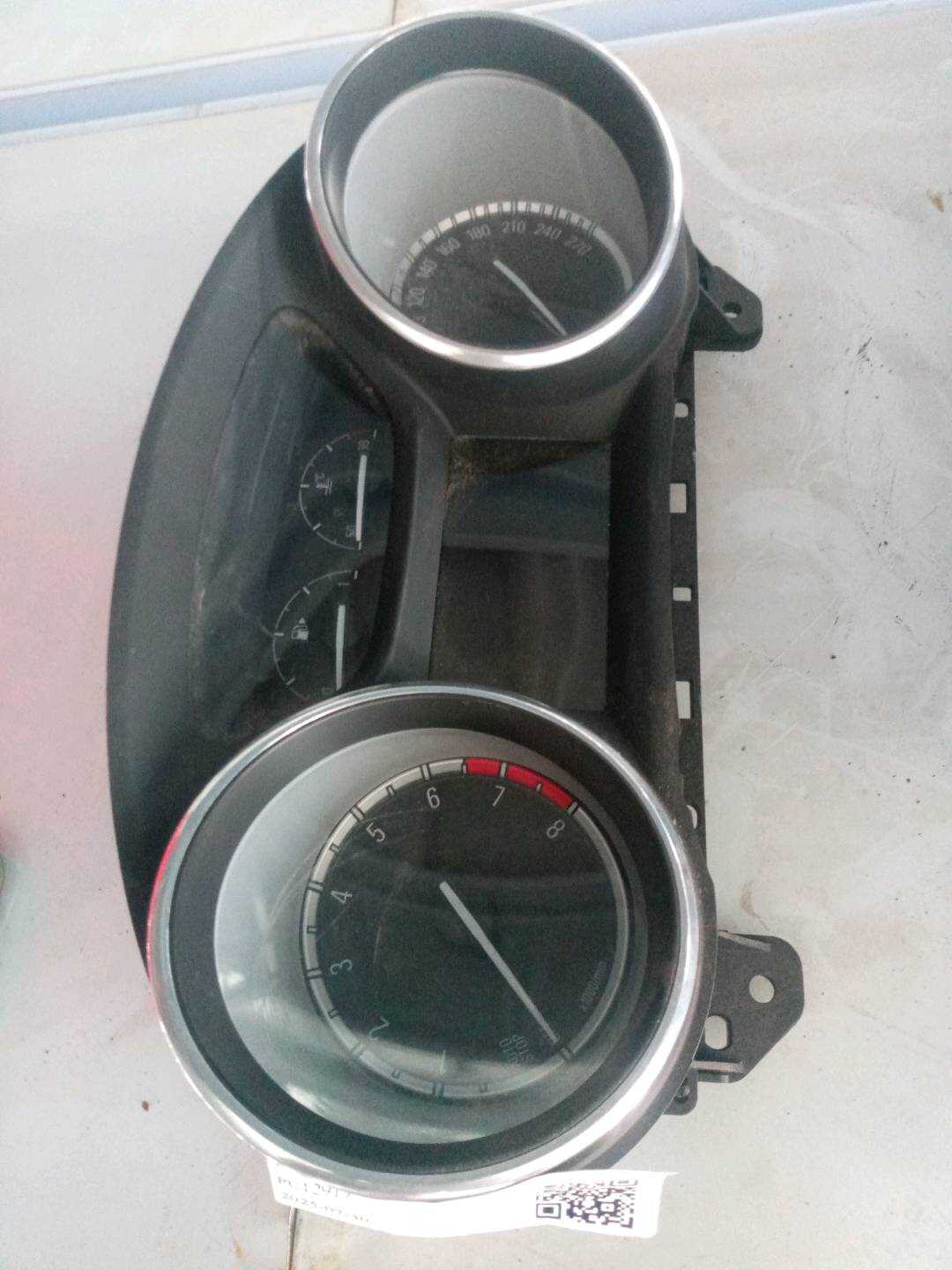 26213338 组合仪表总成