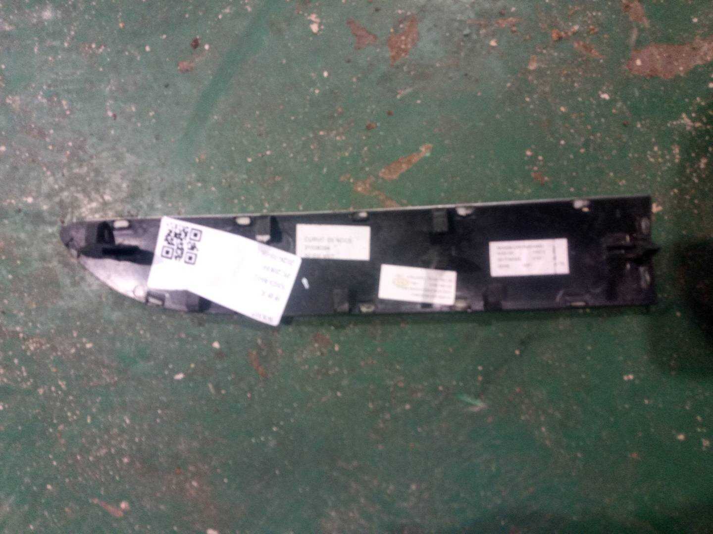 4F1853190AC Dashboard Trim Panel, Right