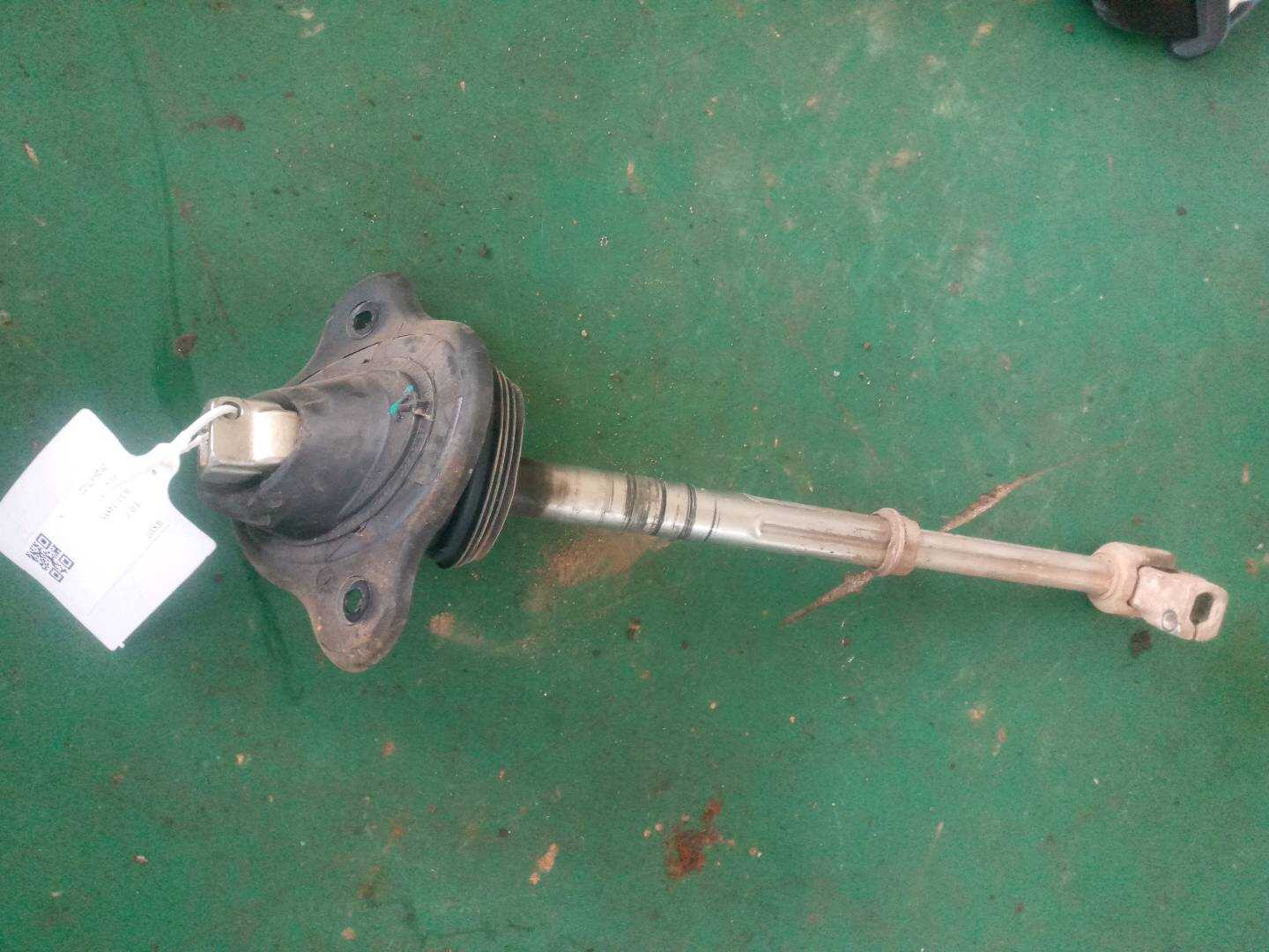 L8WD419753A 转向管柱连接轴(下)