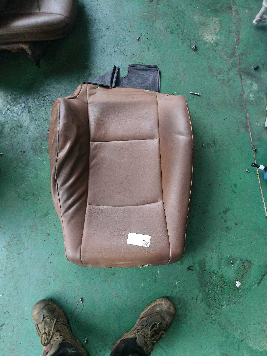 52102992481 驾驶员座椅靠背软垫