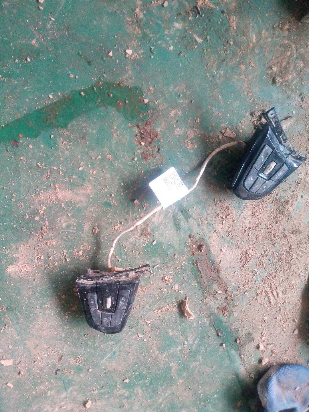 61316819913 Steering Wheel Multi-Function Switch