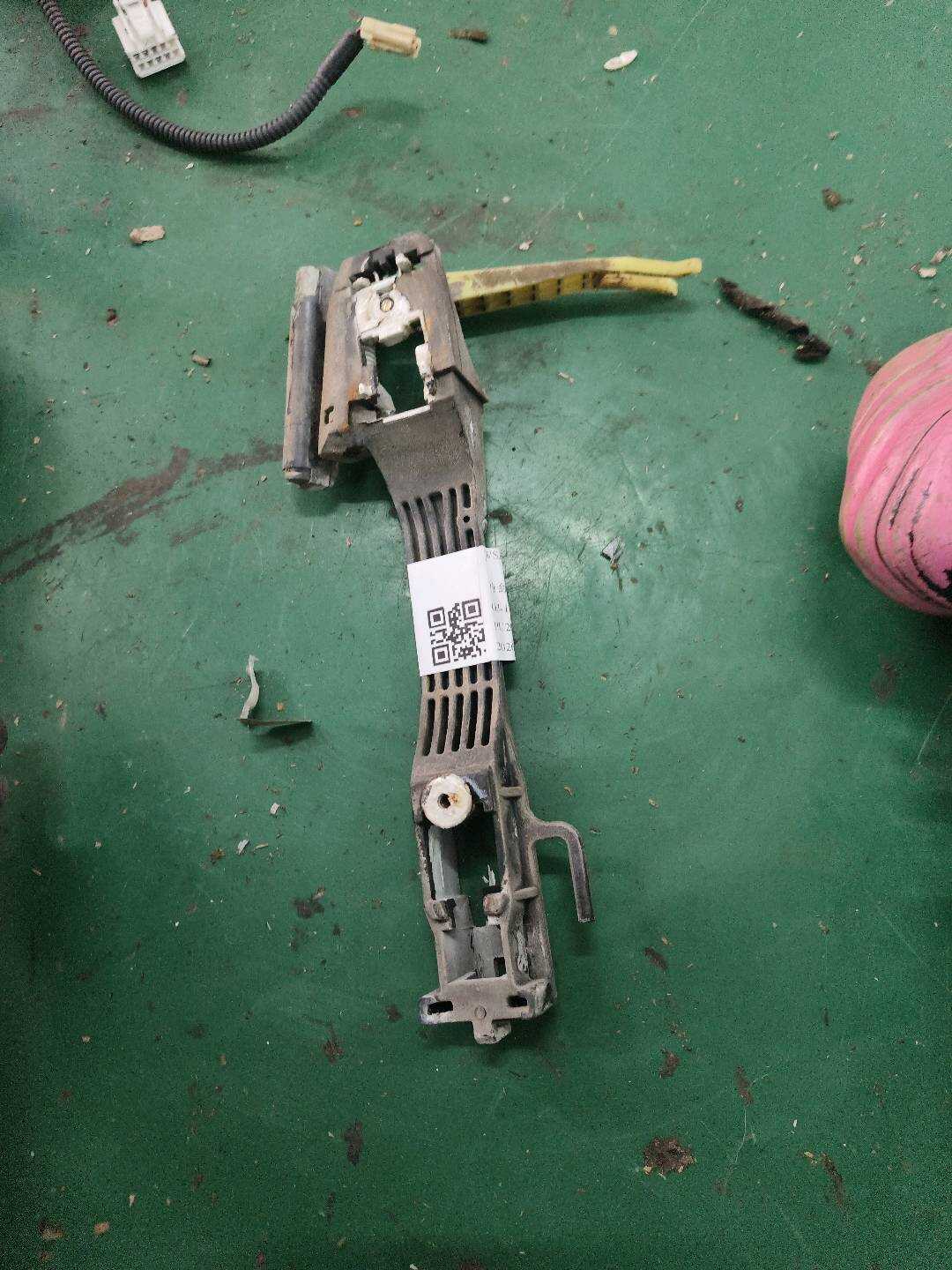 6920460010 Rear Door Outer Handle Mounting Frame, Left