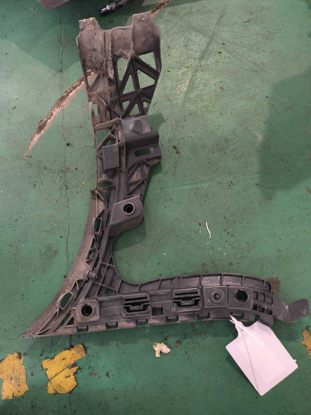 A2538852301 后保险杠支架（左）