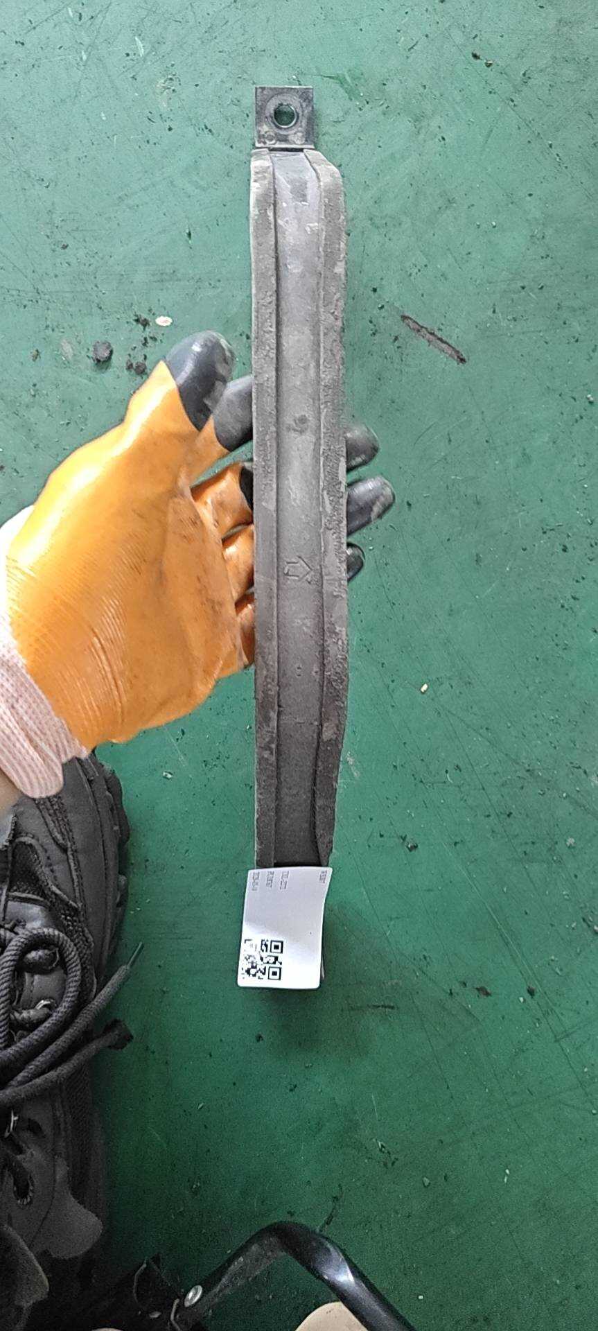 776010R010 燃油箱固定带(前)