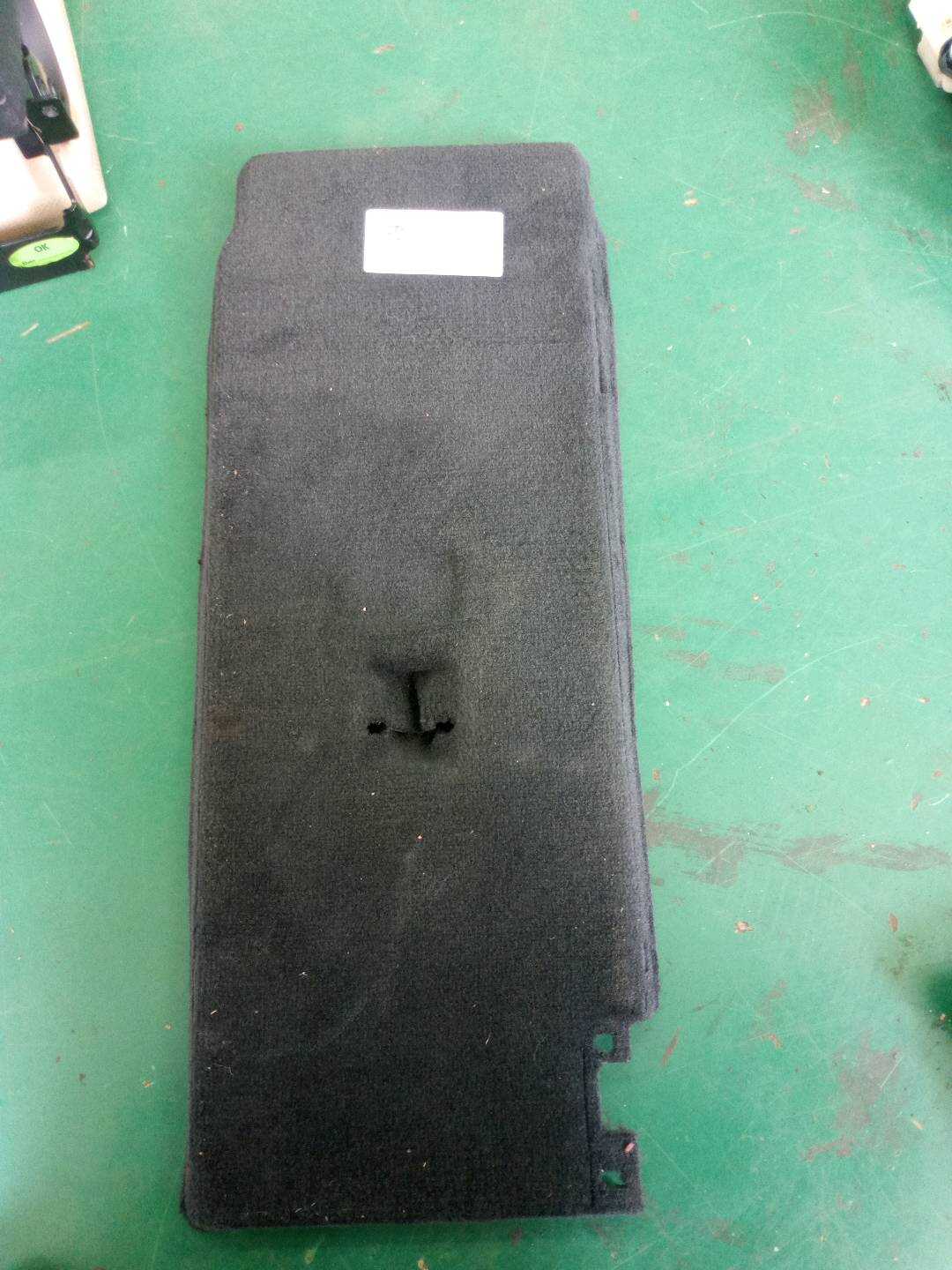 52207306157 后座椅靠背罩(中)