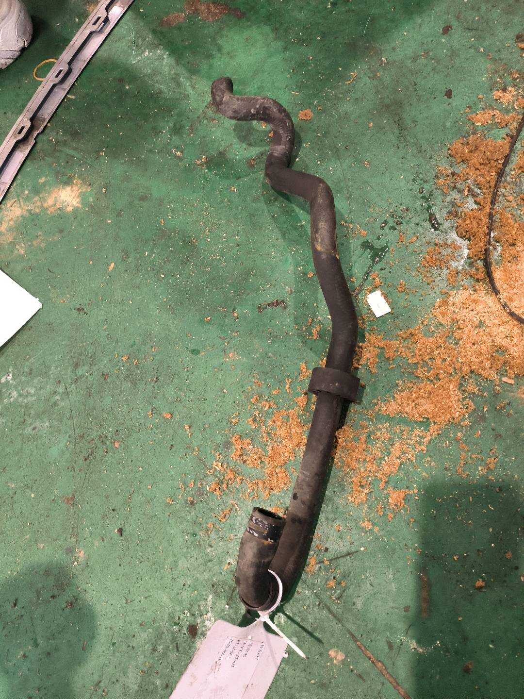 64216910758 Heater Inlet Hose