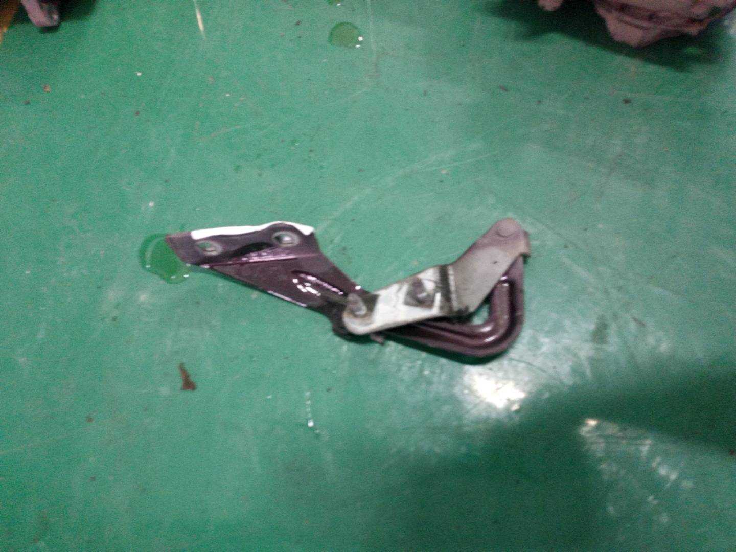 4M5116800AB Front Hood Hinge, Right