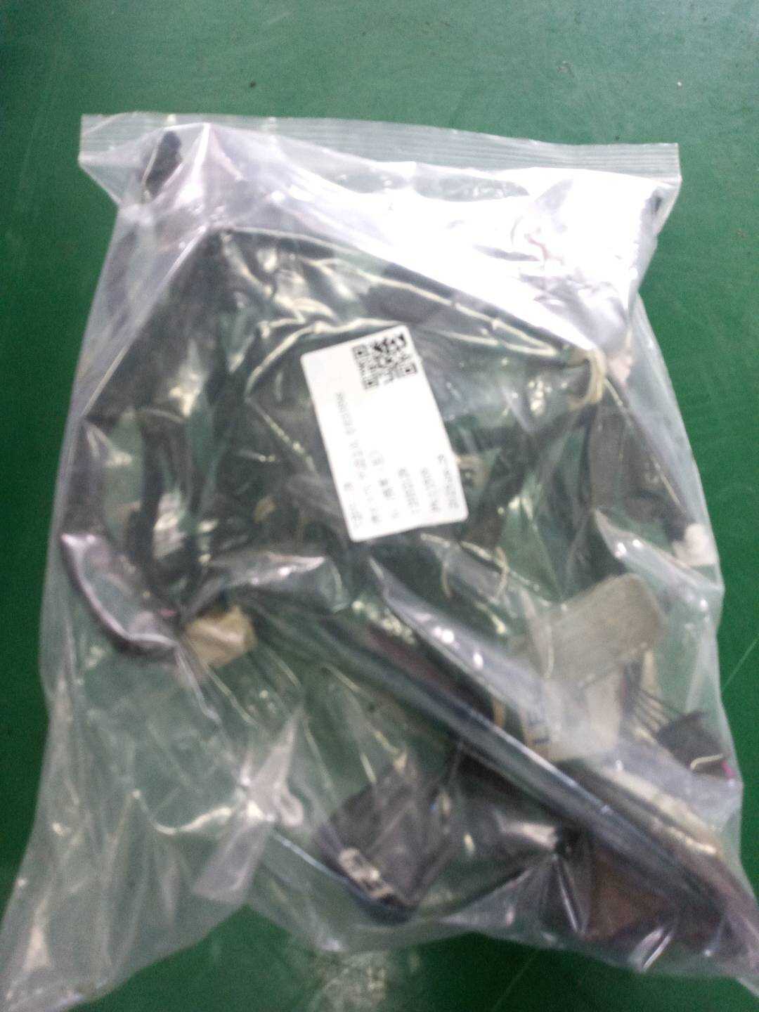 T2H52128 后门线束(左)