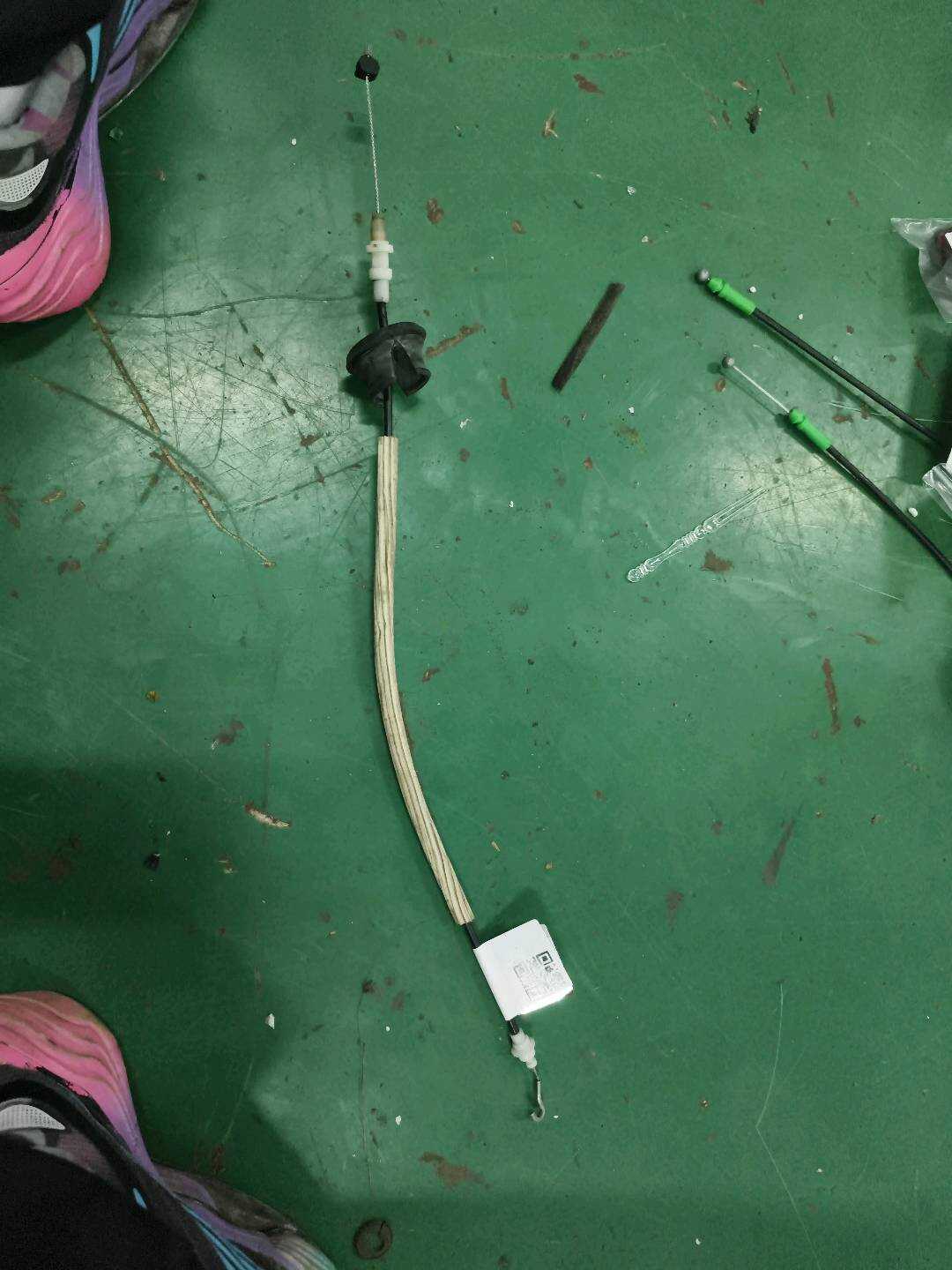 L4F0837085A 前门内拉手拉线（右）