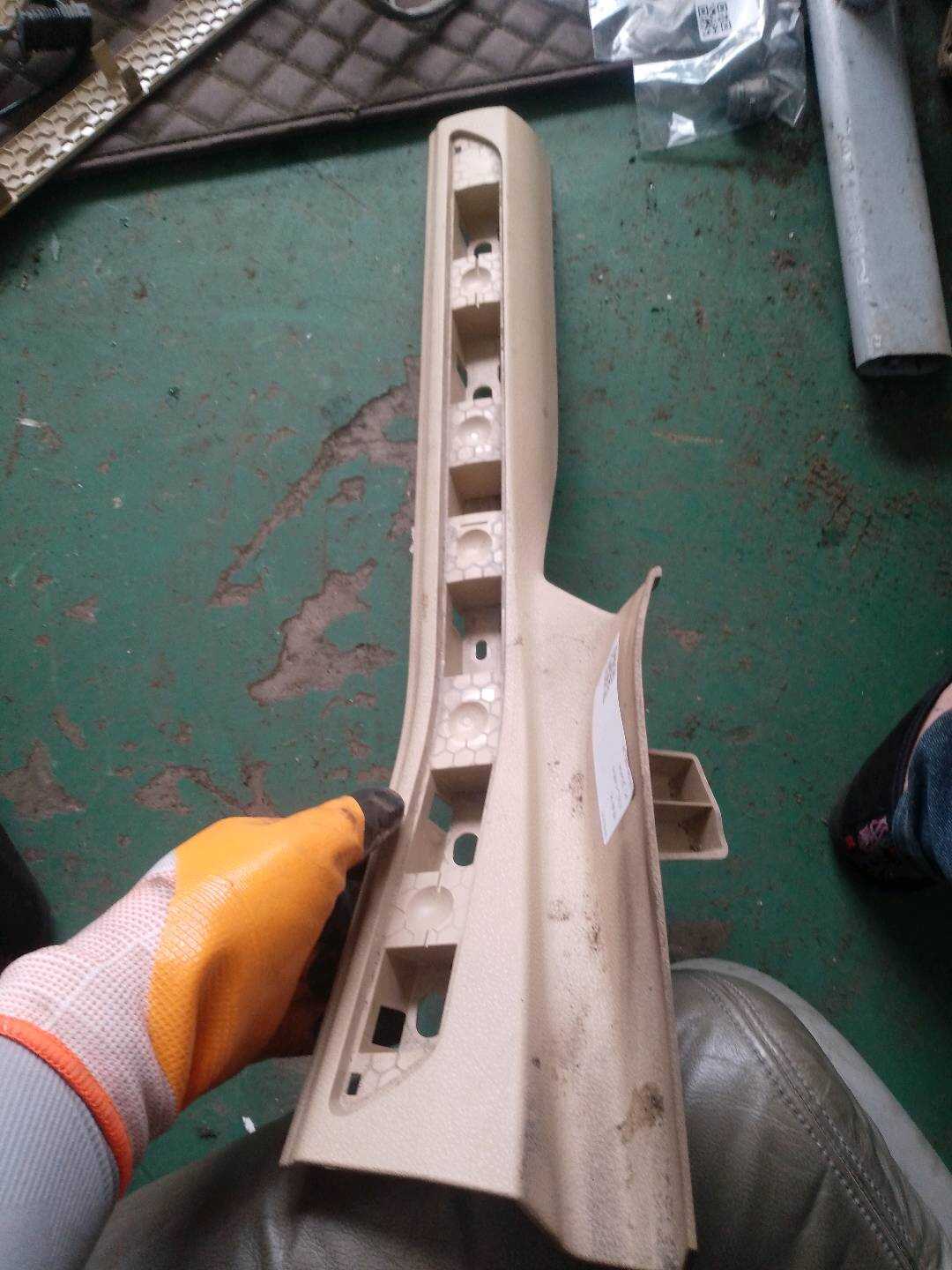 51479172737 后门槛内板(左)