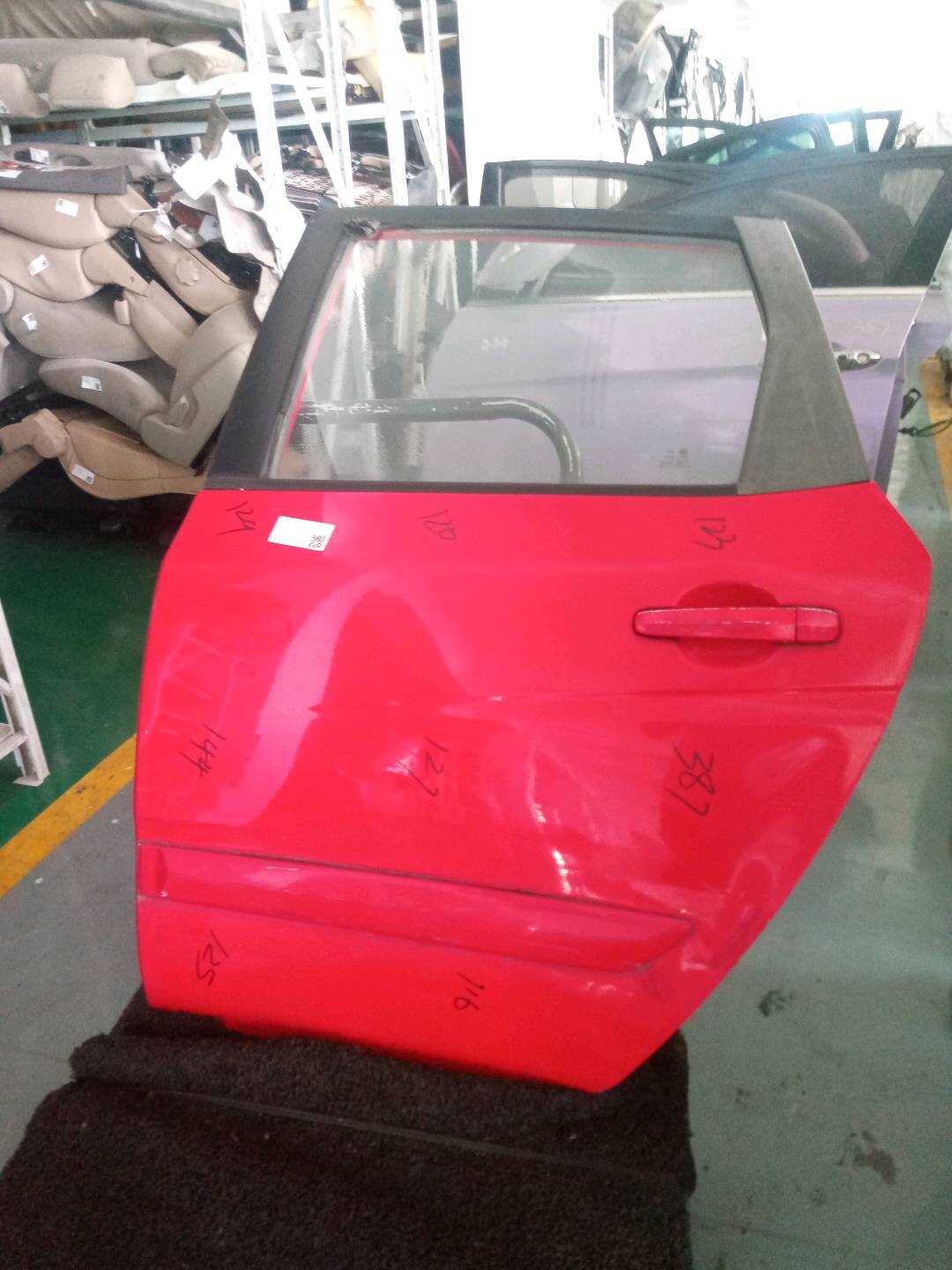 B3010840100 后门壳（左）