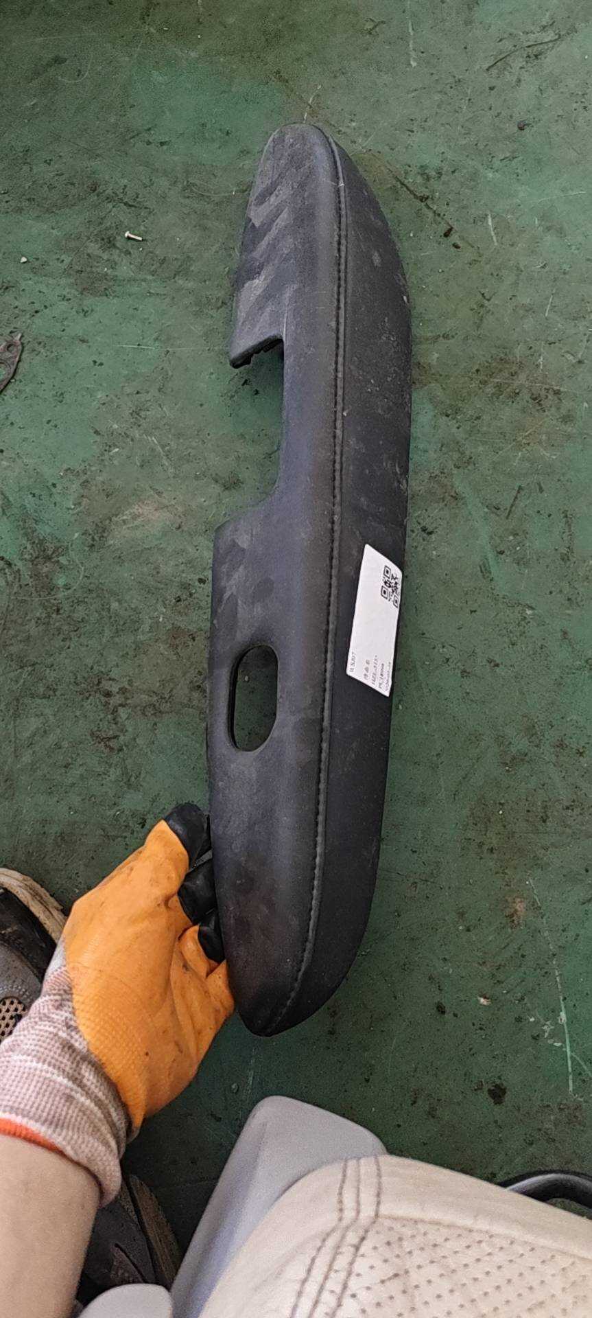 83702T7JH01ZC 后门扶手（右）