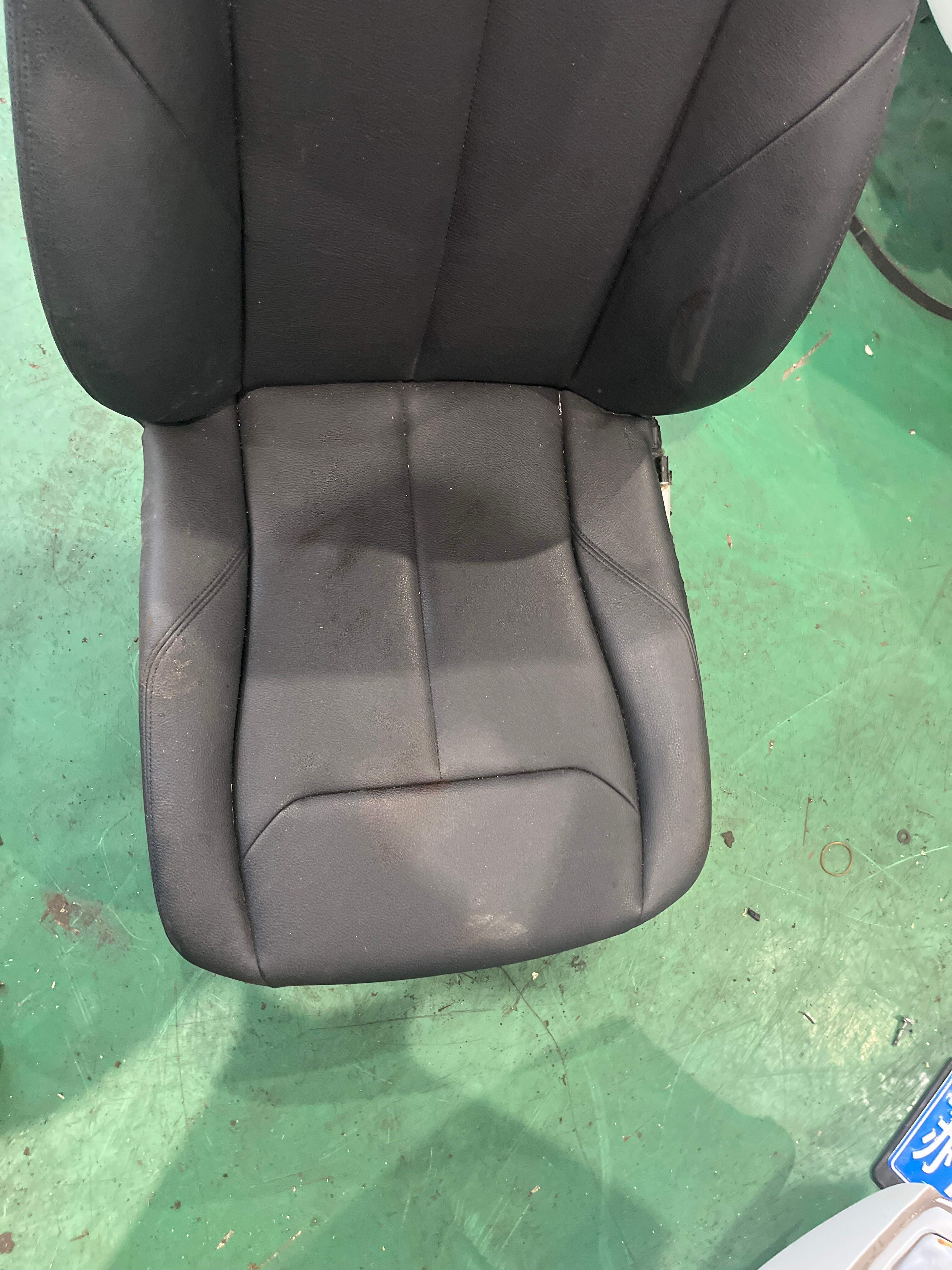 52107308721 Driver Seat Base Cover