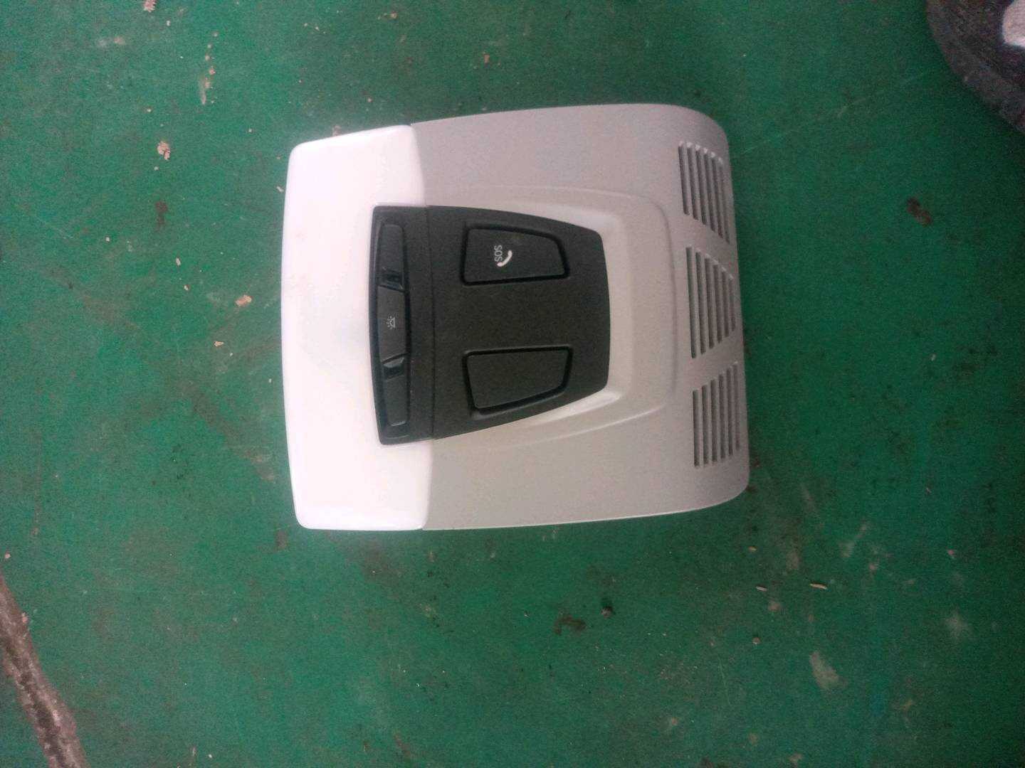 63319219497 Interior Dome Light, Front