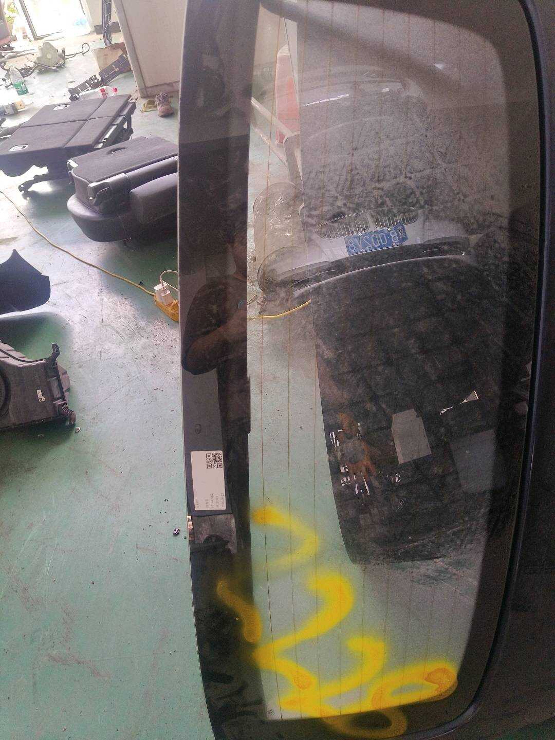 51317192495 后风挡玻璃
