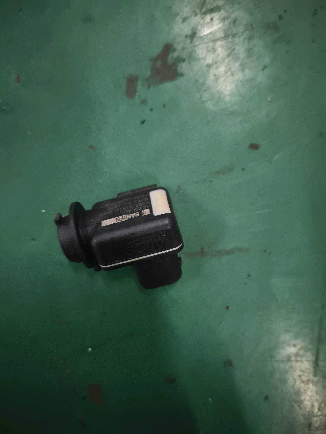 1067000034 室外温度传感器