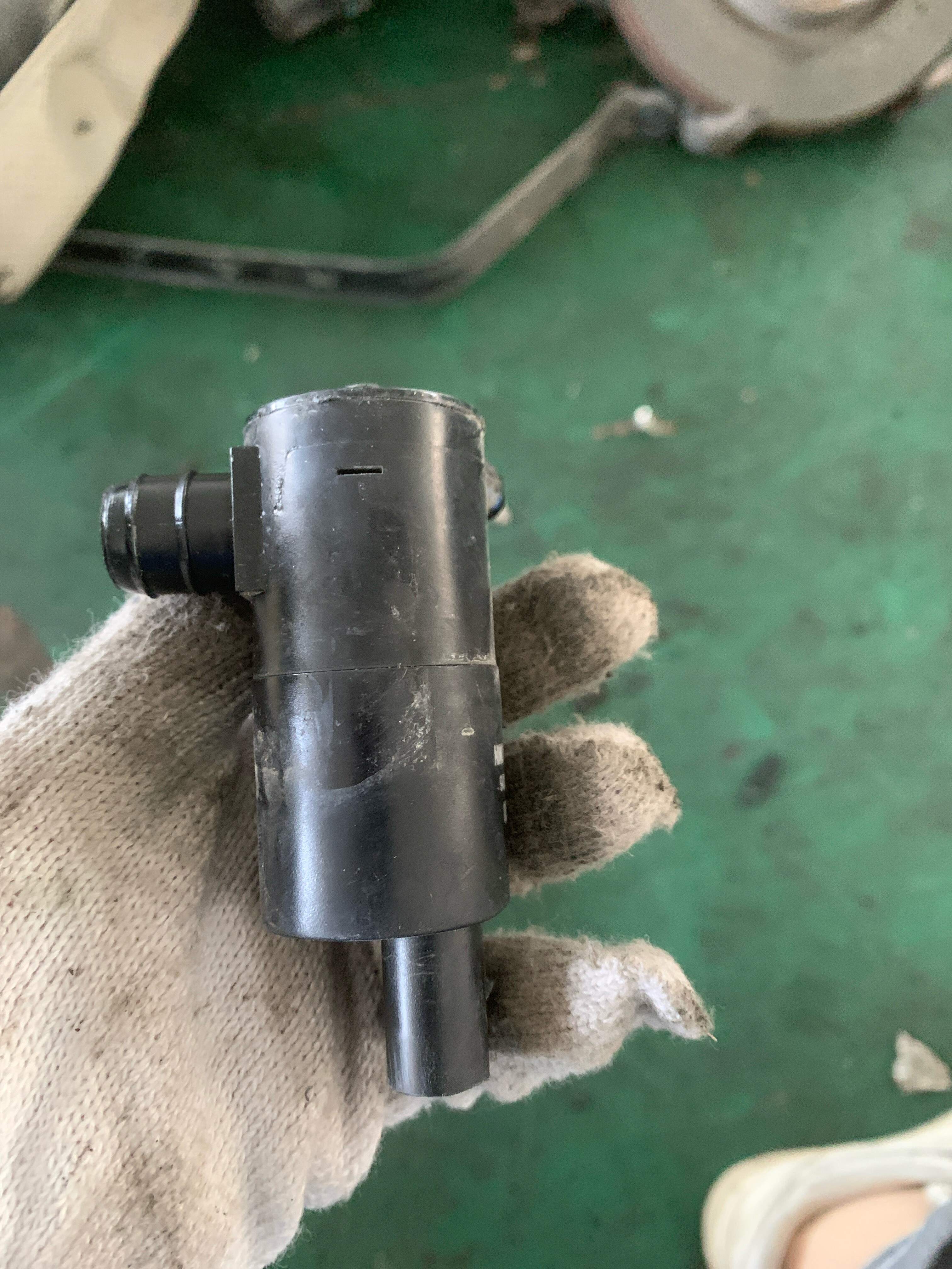 10099428 Windshield Washer Pump