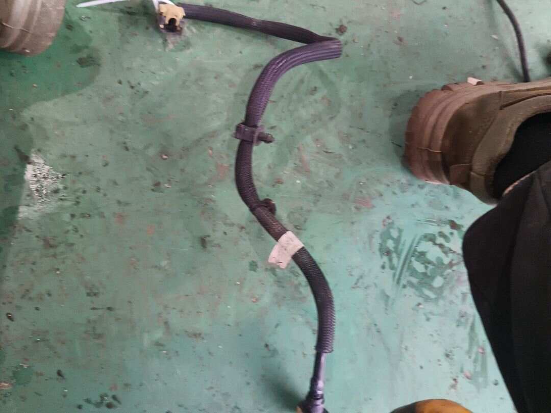 C2D21624 High Pressure Fuel Pump Inlet Pipe
