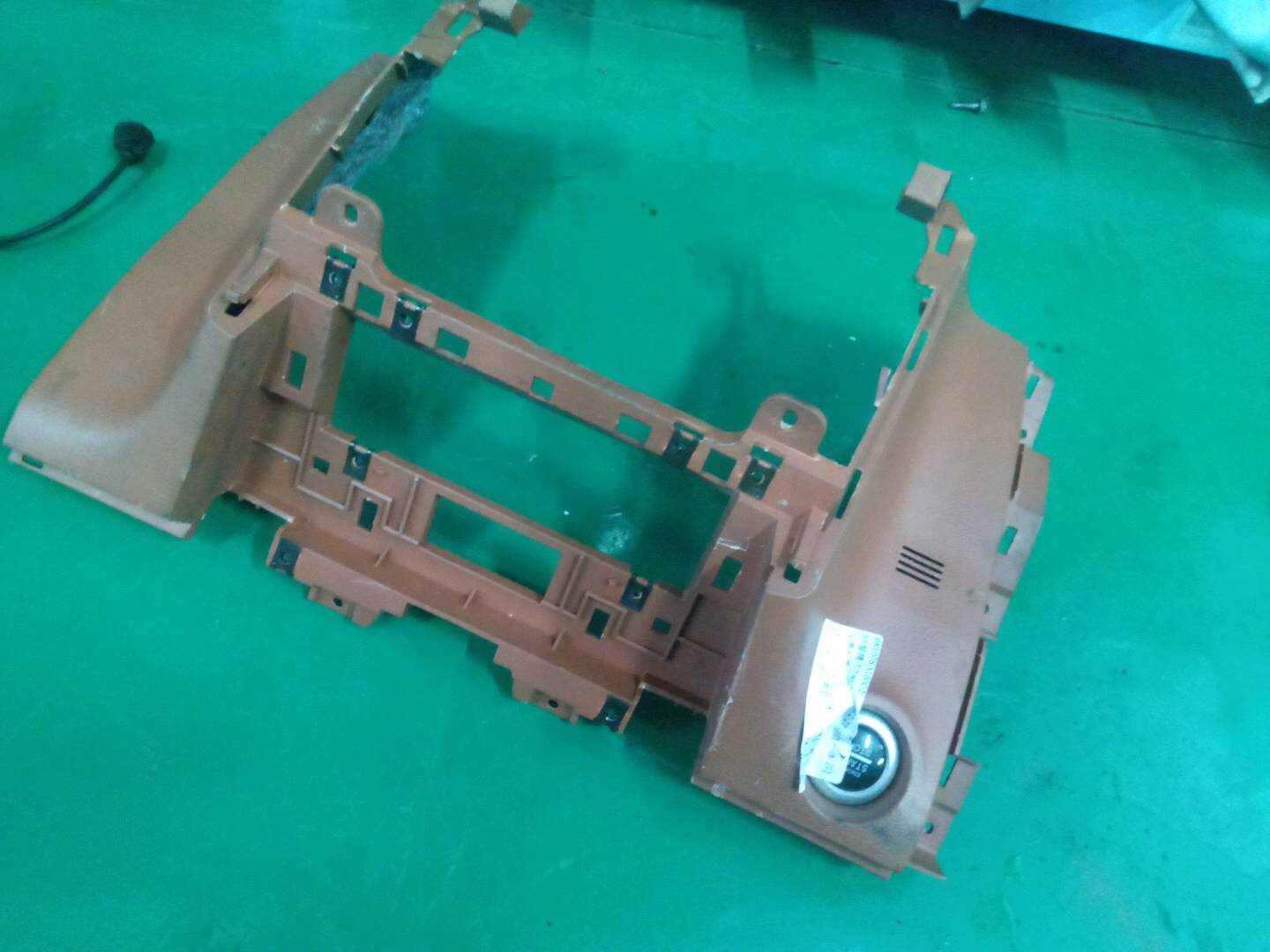 68100SA100C2 仪表台壳