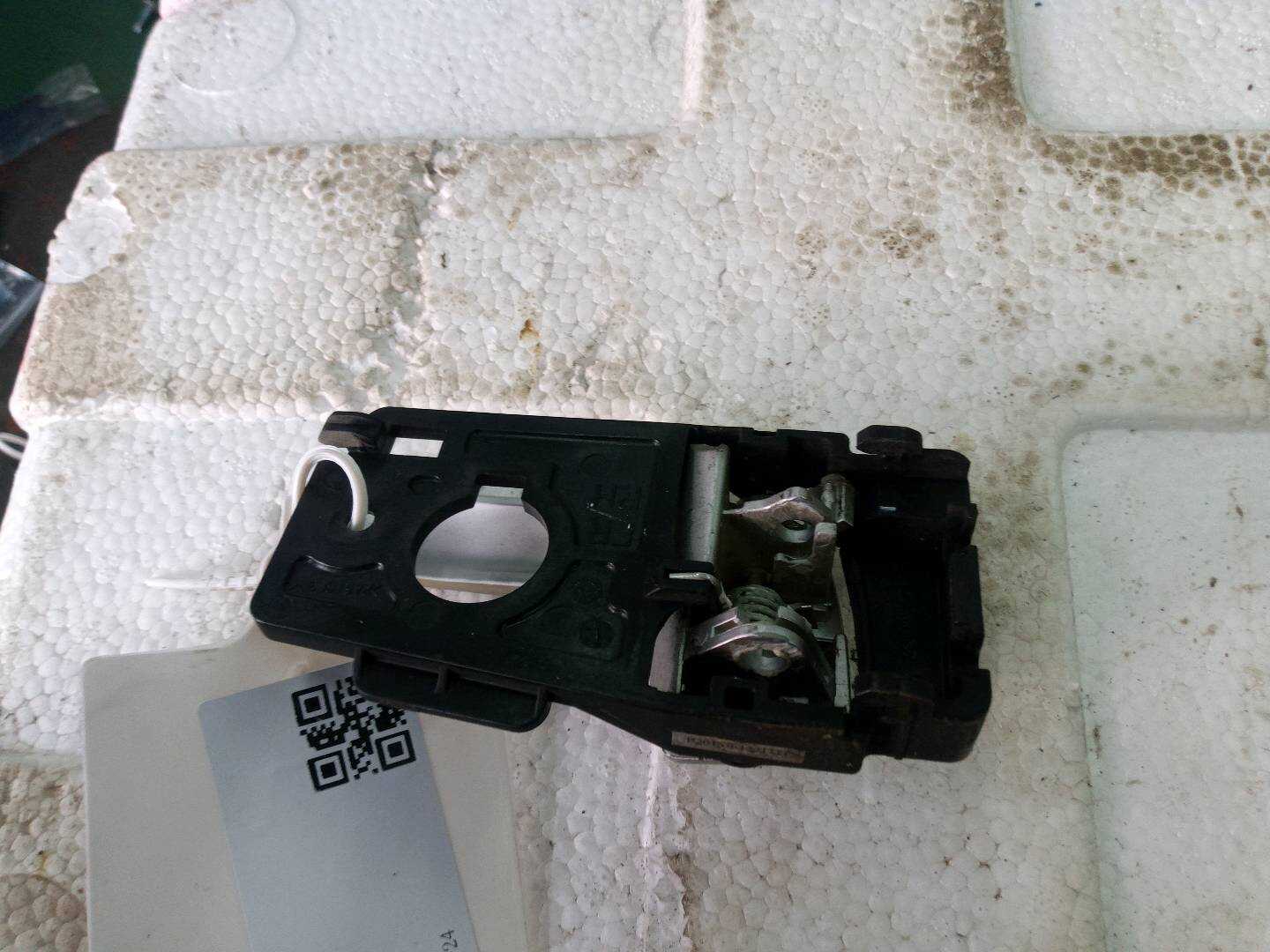 826204X000ASQ Front Door Inner Handle, Right