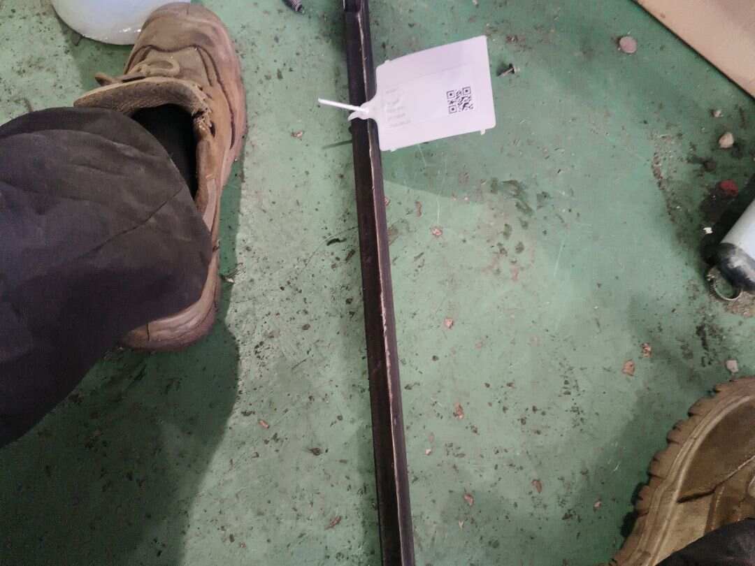 T2H16791 后门玻璃压条(右外)