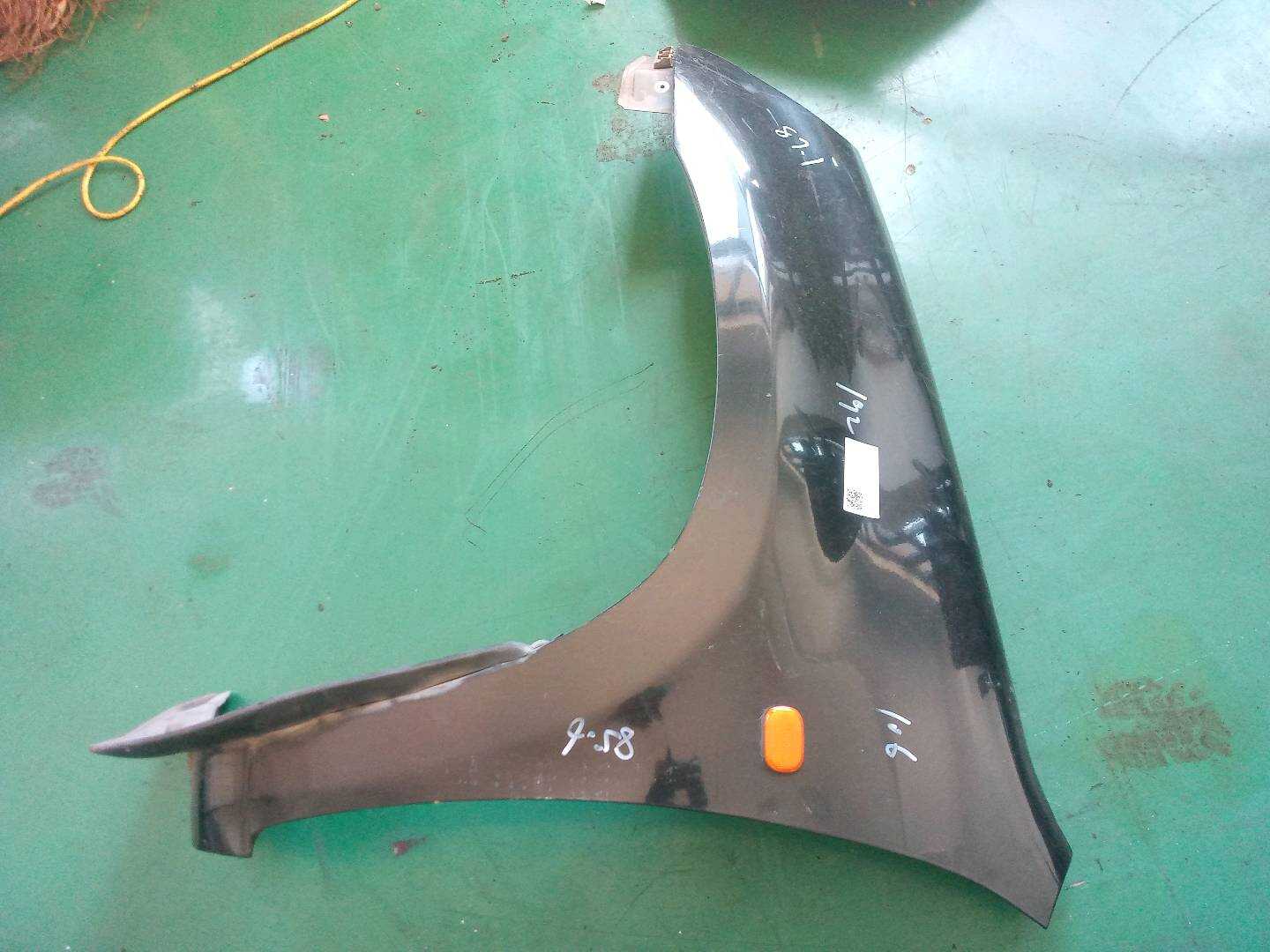T118403701DY 前叶子板（左）