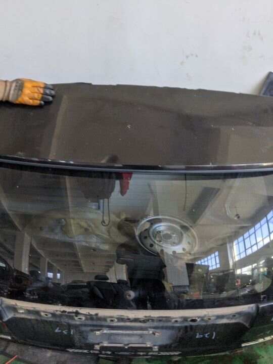 9T4Z7840010A 尾盖总成