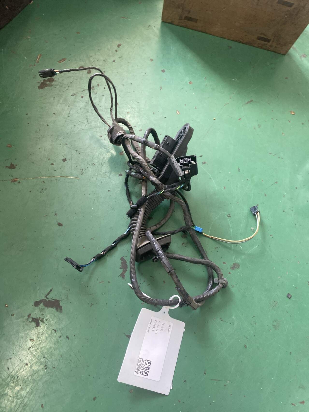 61129203304 后门线束(右)