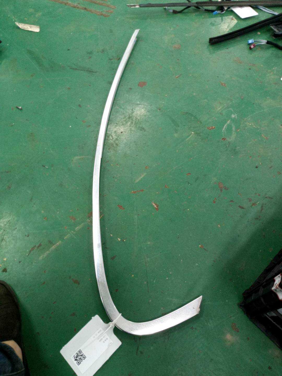 51357182300 Rear Door Window Outer Molding (Upper Right)