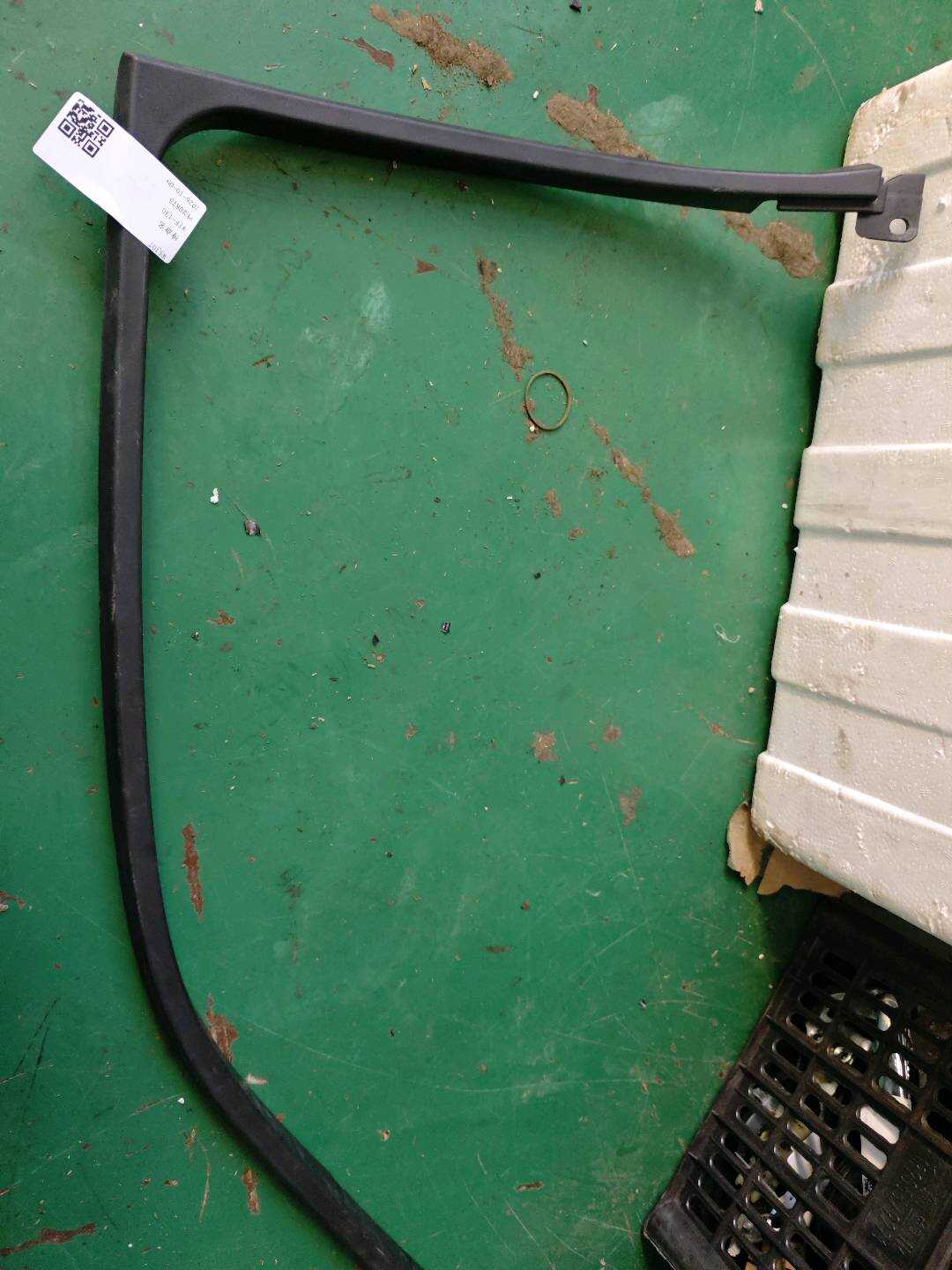 676740N010 Rear Door Window Frame Inner Trim, Left