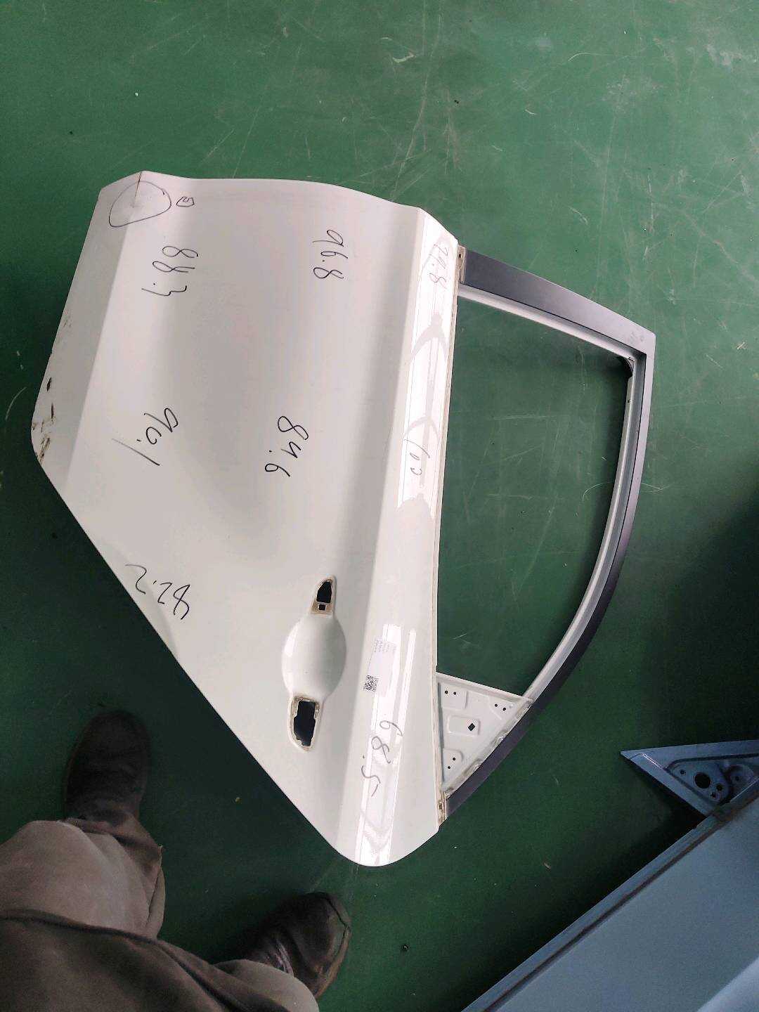 77003D0000 后门壳(左)