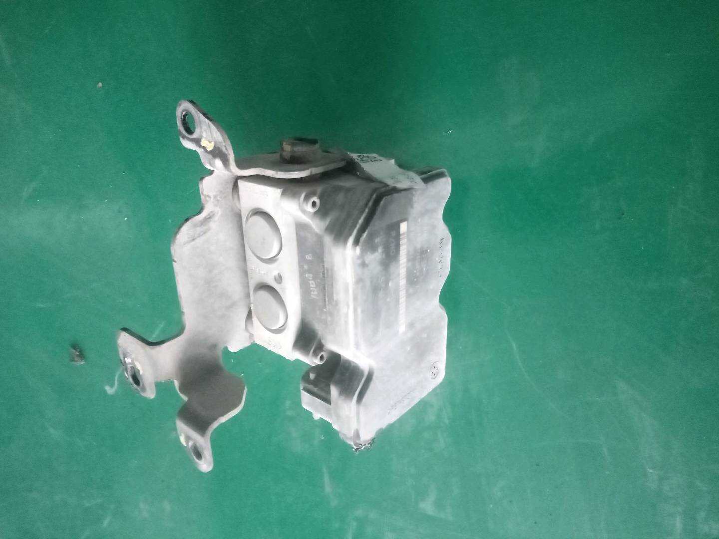 5892008300 ABS Pump Assembly