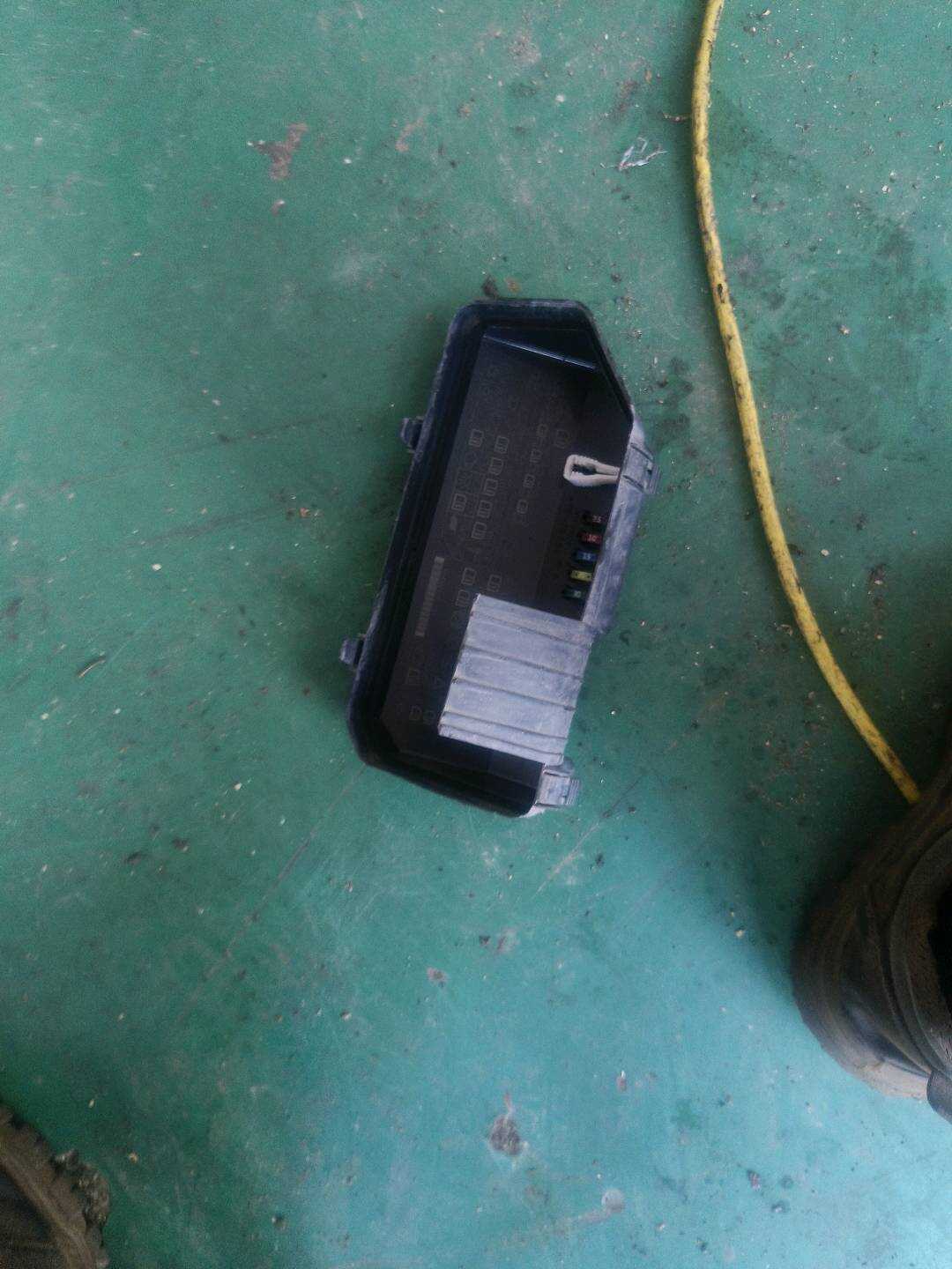 38256TL1G01 发动机保险盒上盖