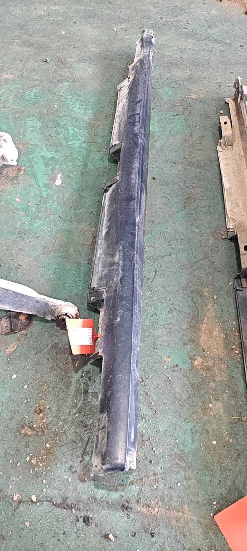 71800T0TH01 底大边(右)