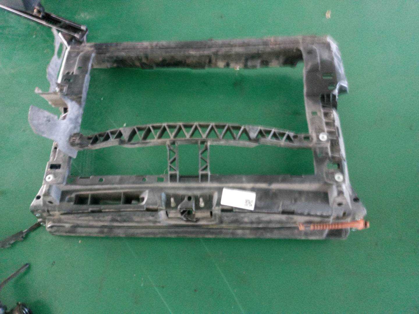 6RD805588G 水箱框架