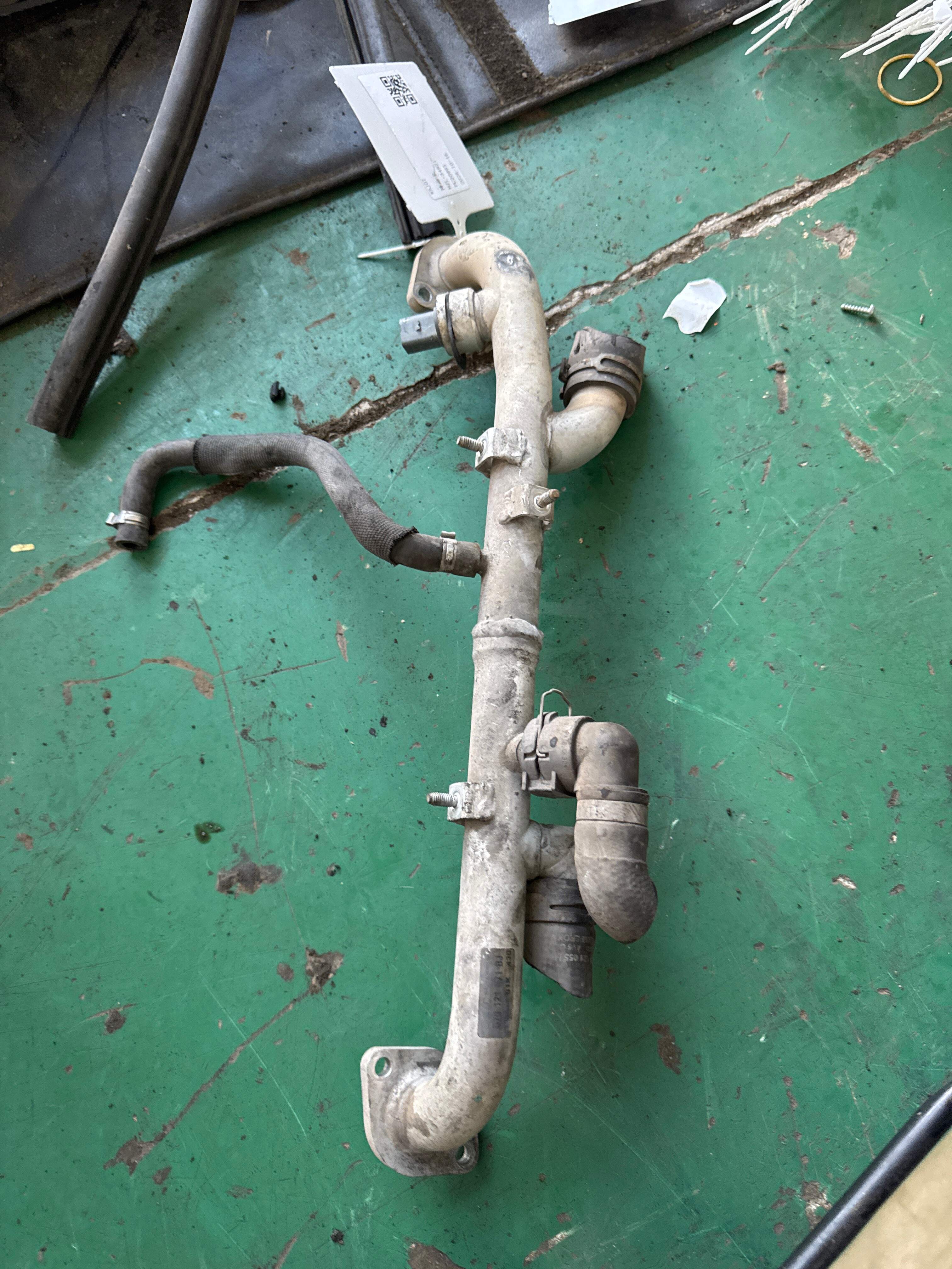 079121071BJ Coolant Pipe