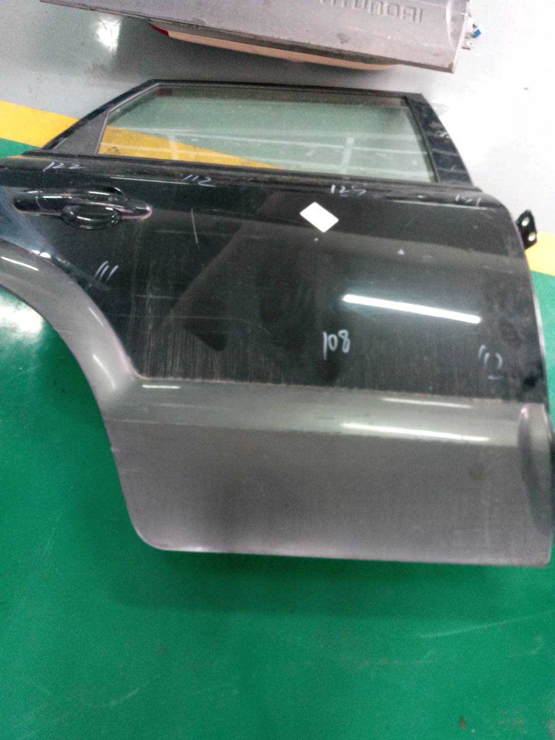 770040L050 Rear Door Shell, Right