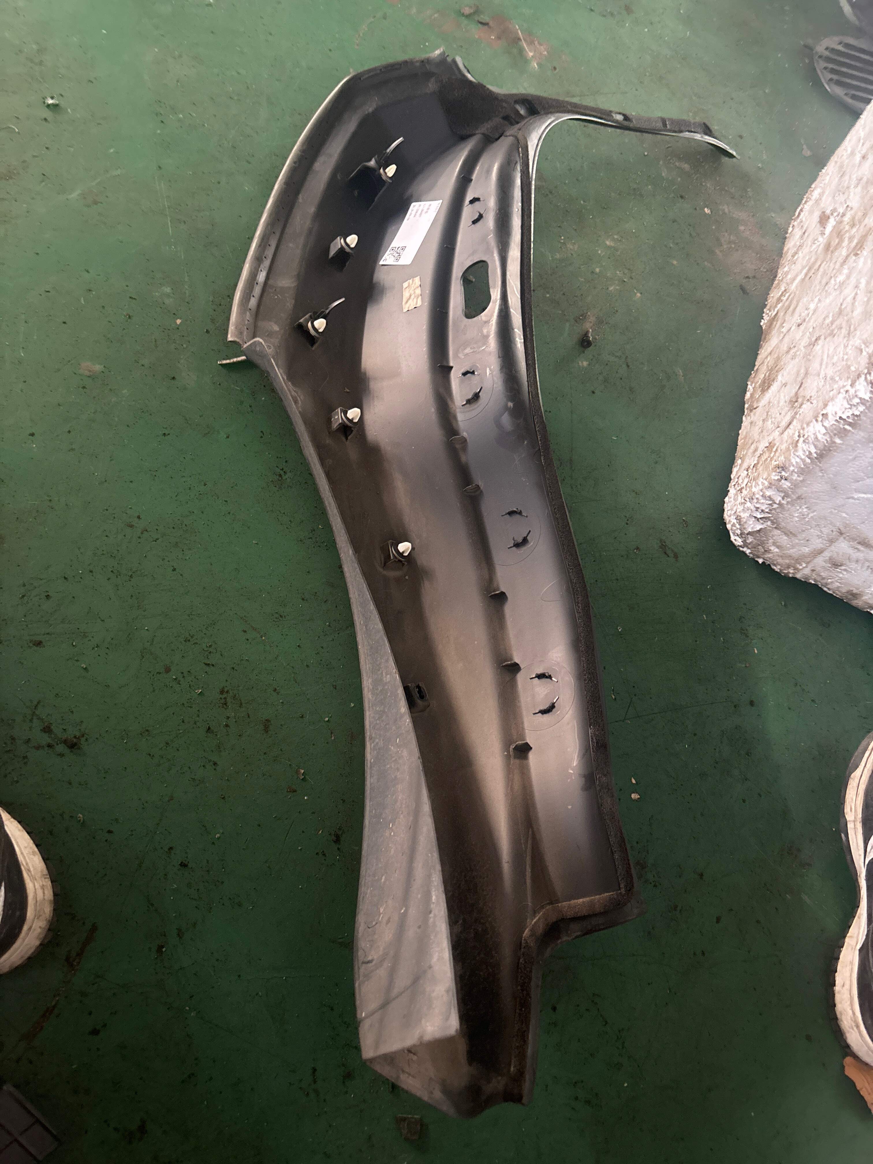 T4A13633 C-Pillar Inner Trim (Lower Left)