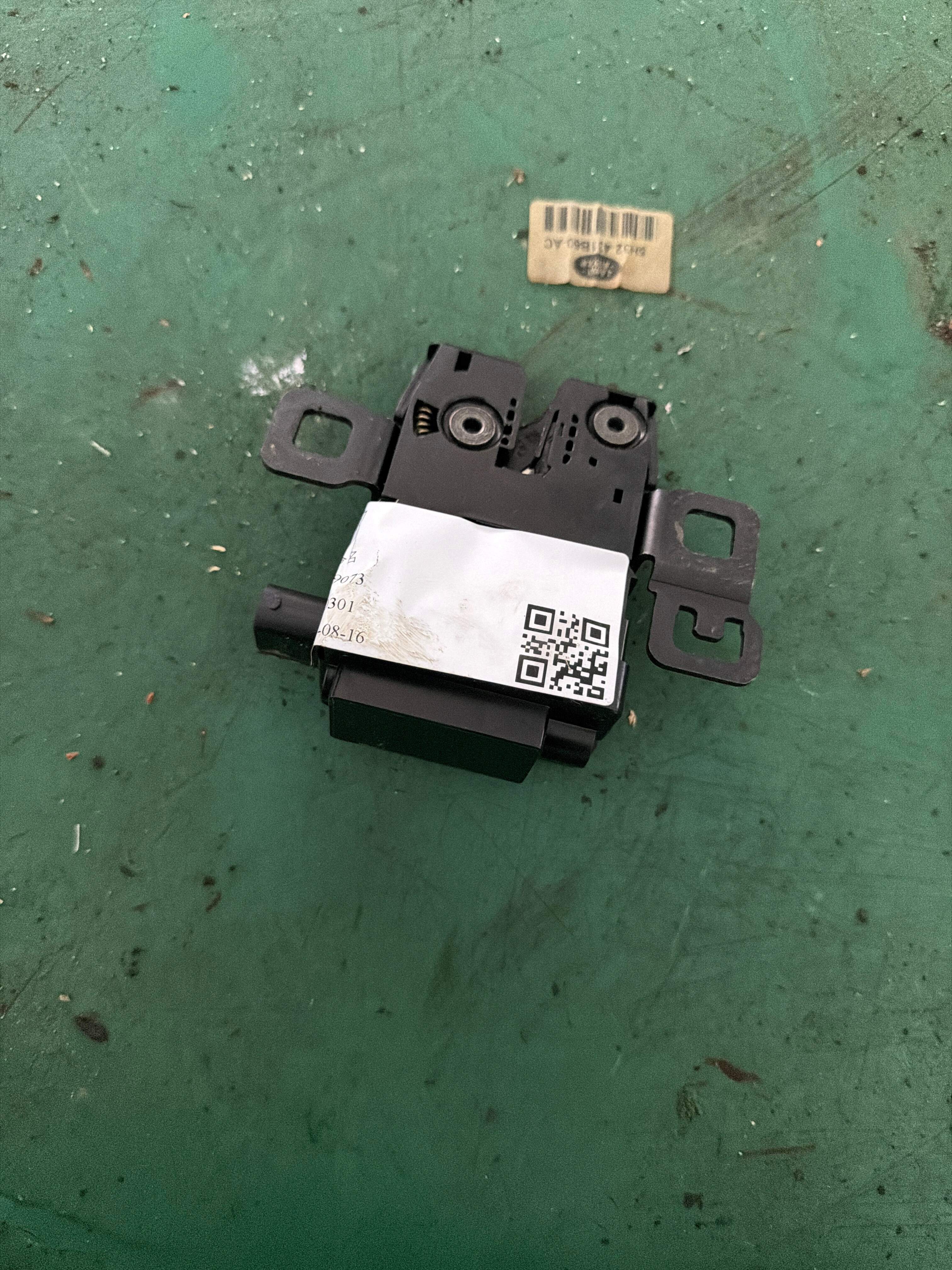 FQR500170 尾门玻璃锁机