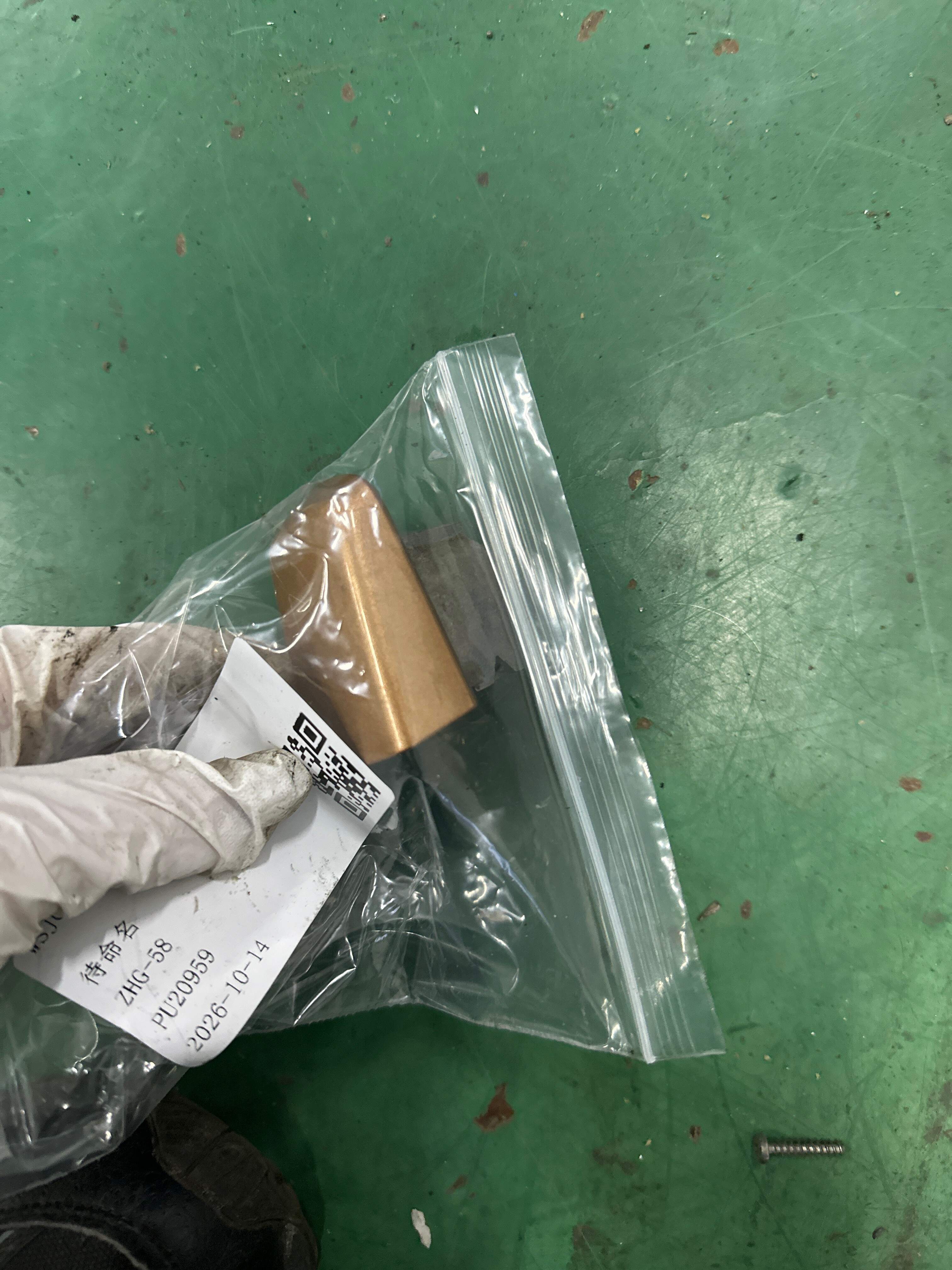 806463ZA0A 后门外拉手饰盖(右)