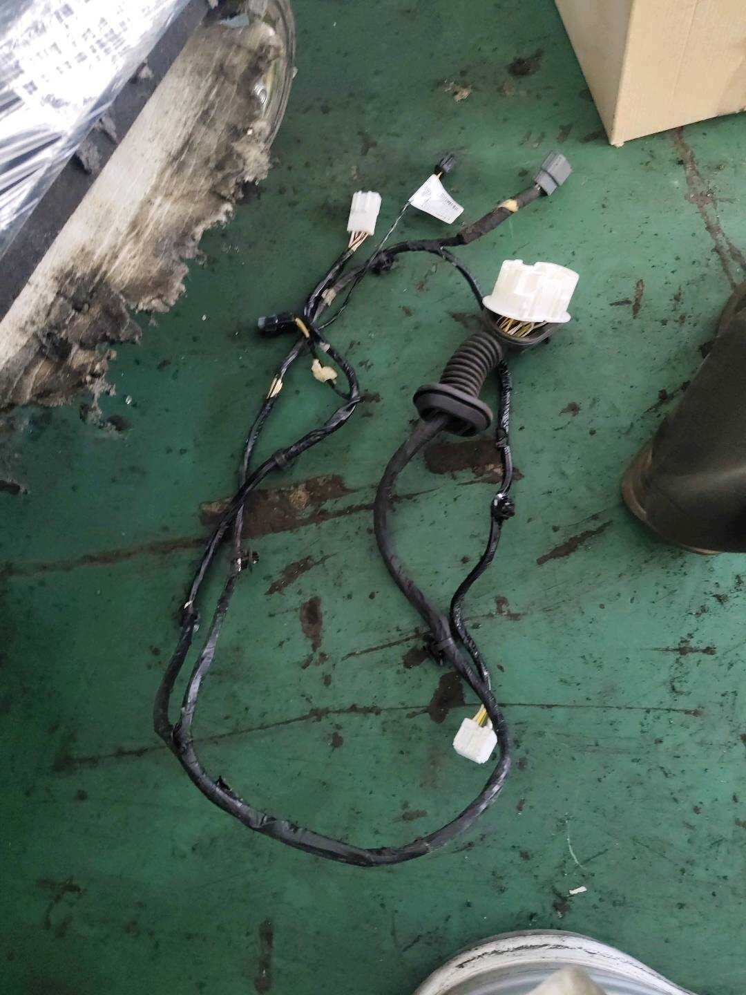 B012171 Front Right Door Wiring Harness